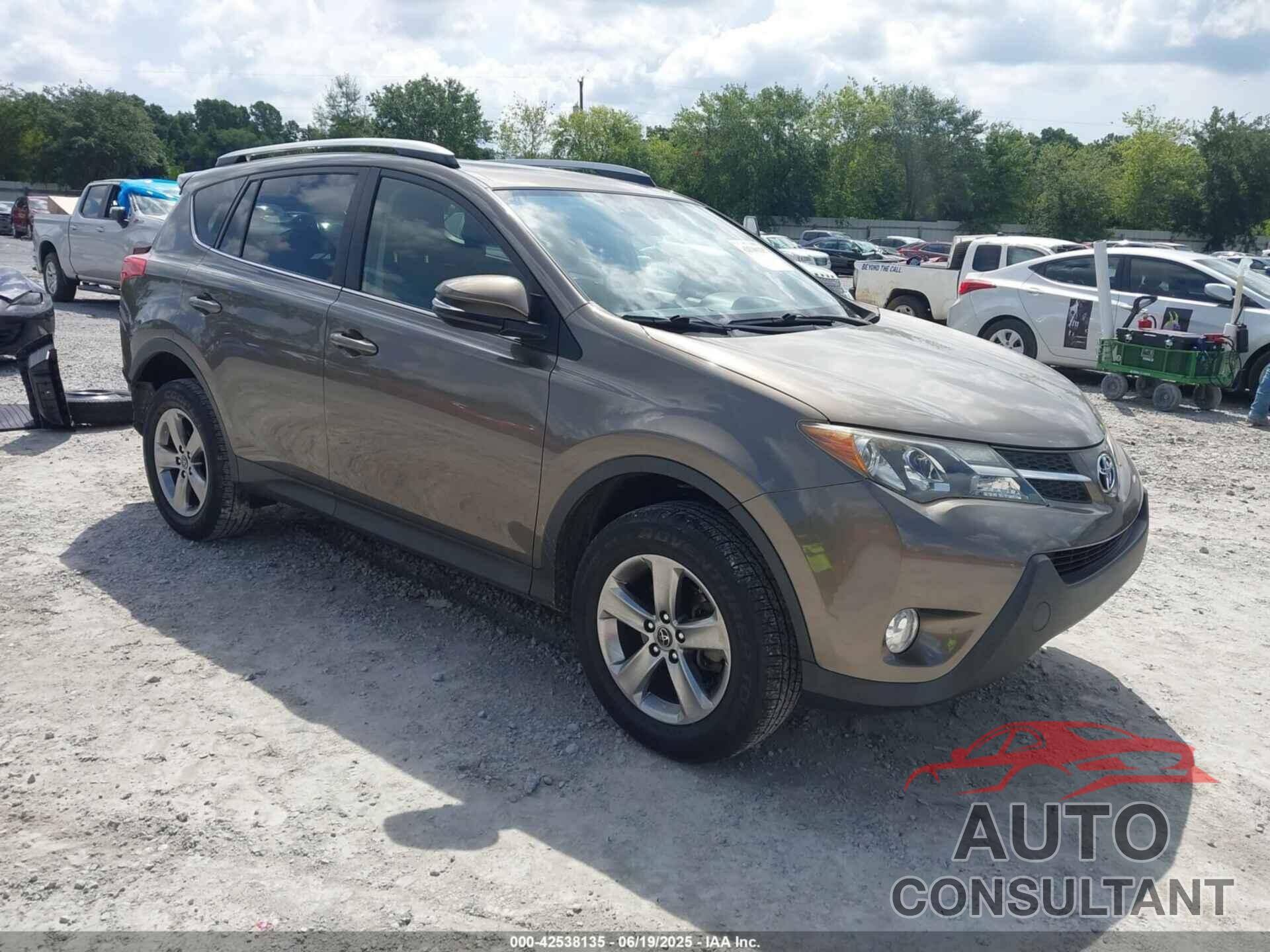 TOYOTA RAV4 2015 - JTMWFREV1FD076135