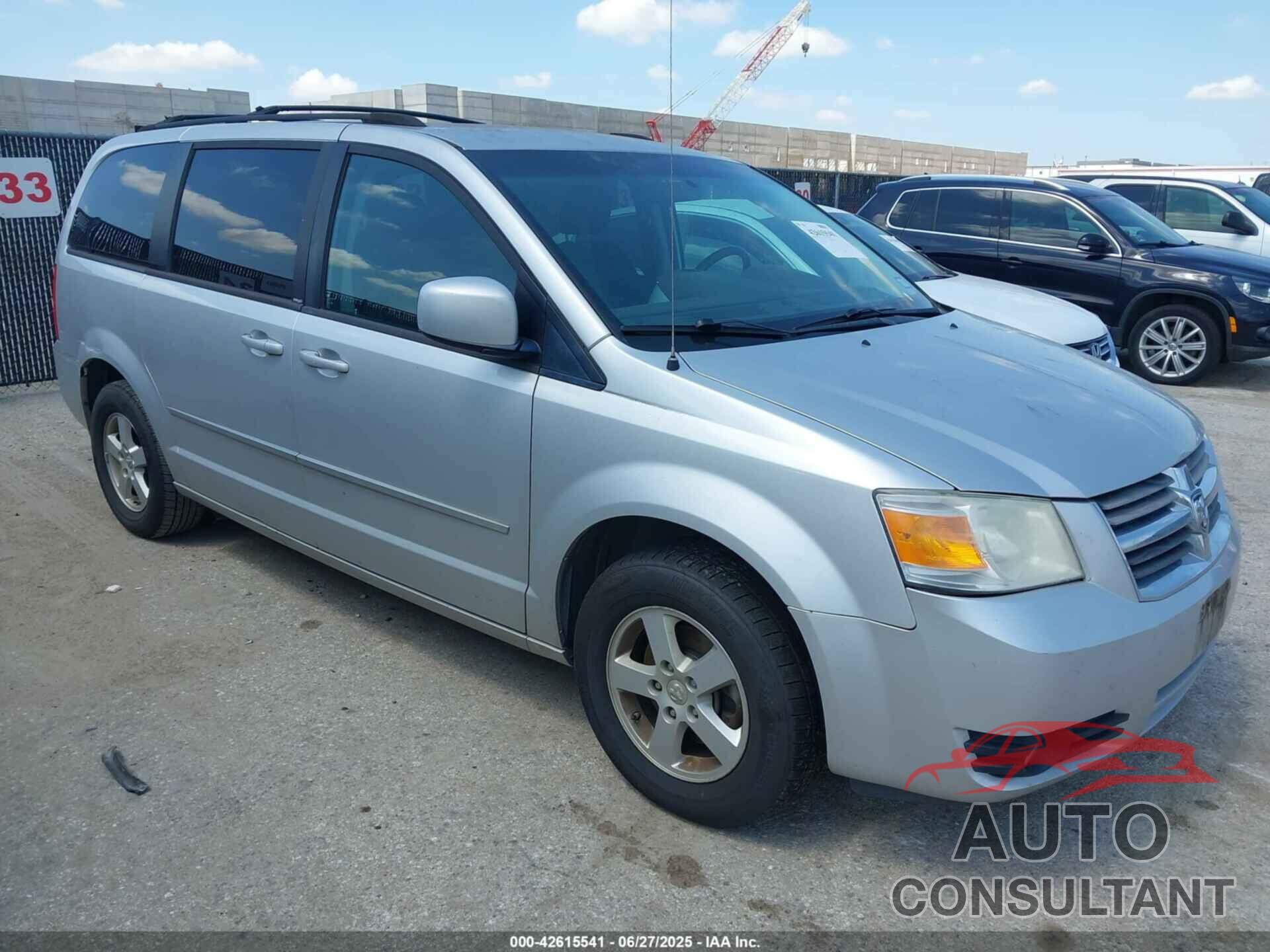 DODGE GRAND CARAVAN 2010 - 2D4RN5D15AR106432