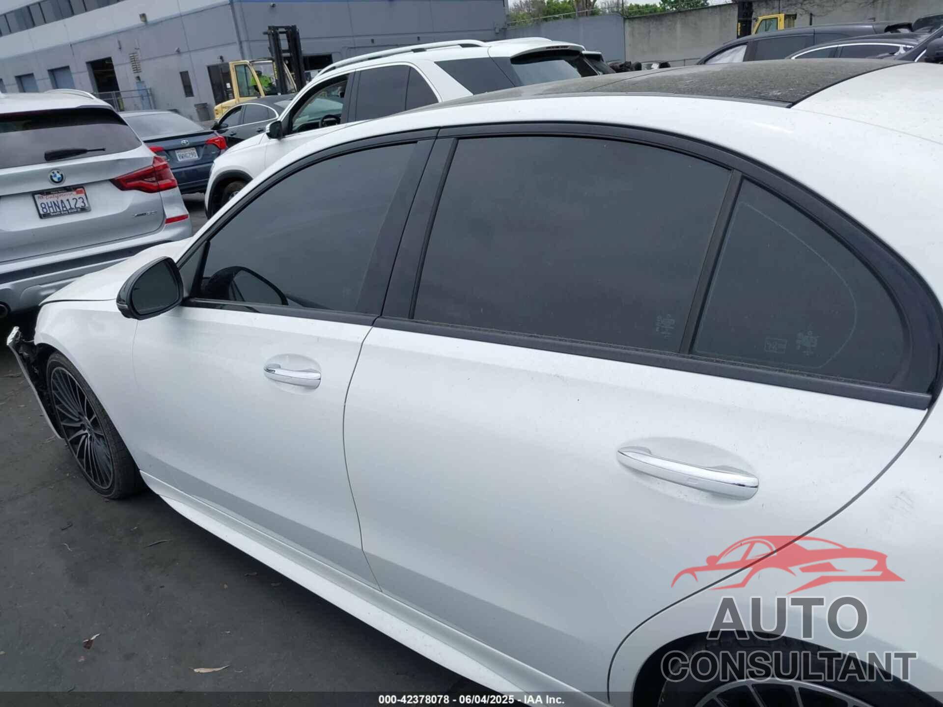 MERCEDES-BENZ C 300 2022 - W1KAF4GB7NR017758