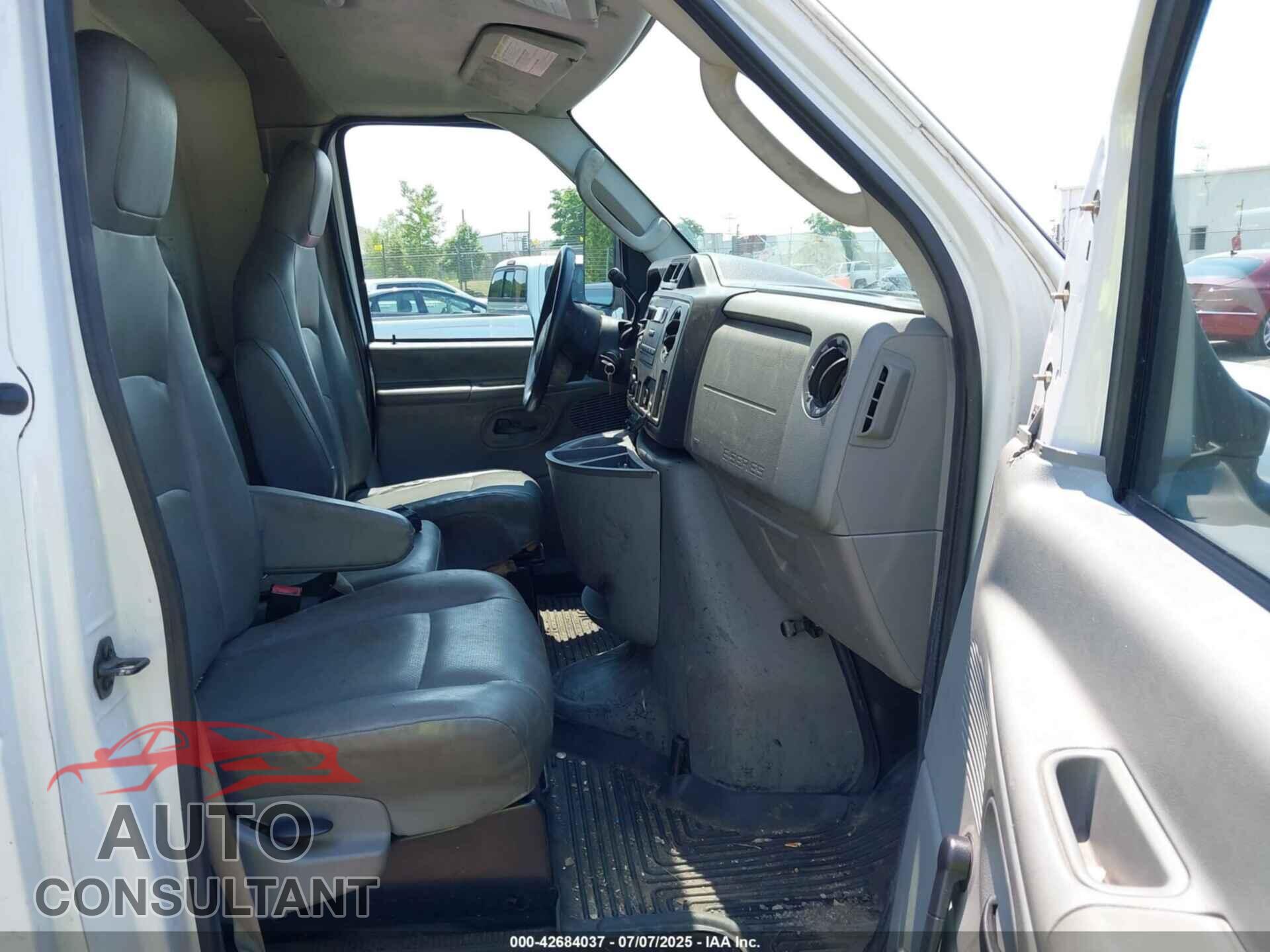 FORD E-450 CUTAWAY 2011 - 1FDXE4FS5BDB00005