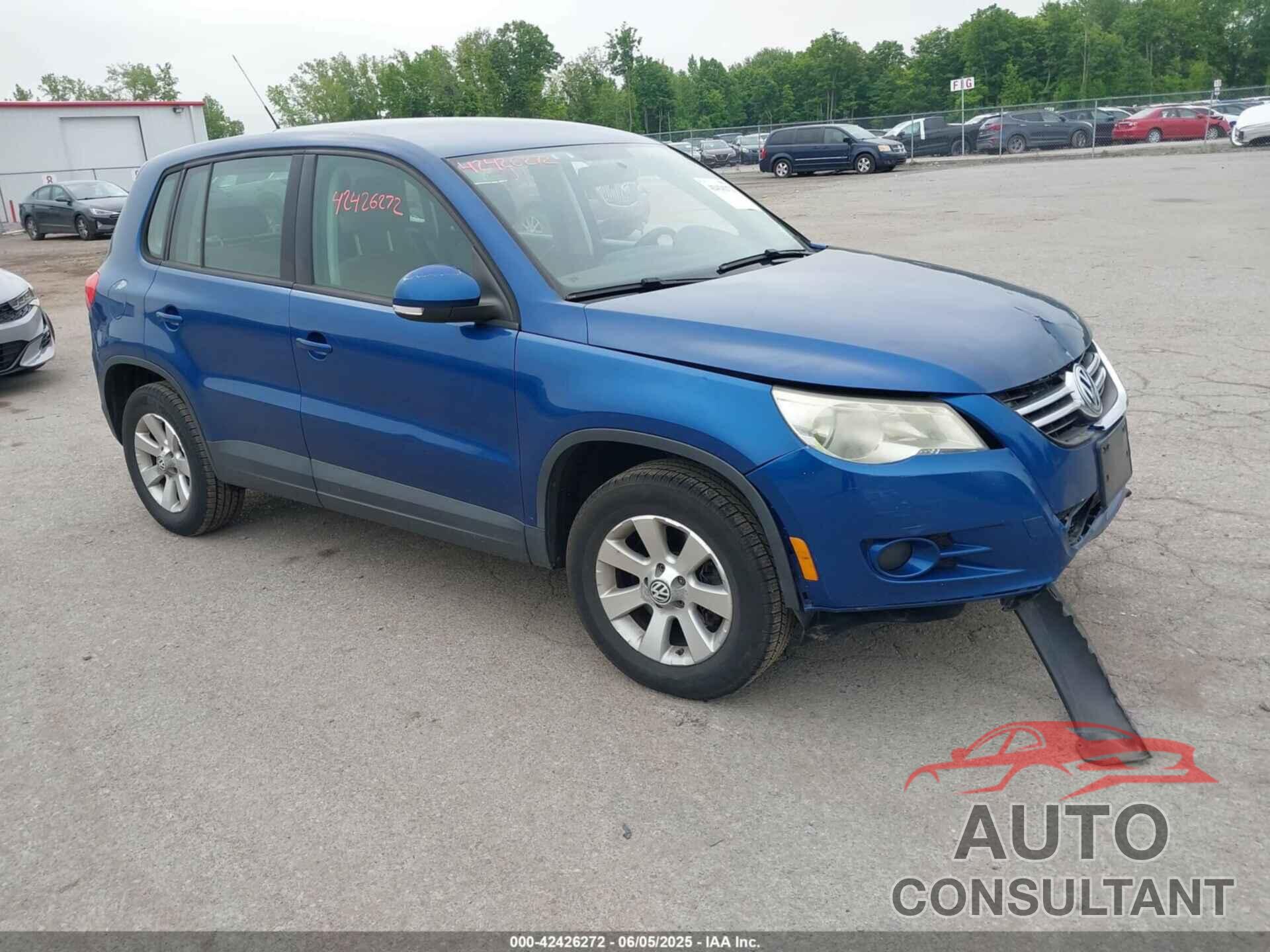 VOLKSWAGEN TIGUAN 2010 - WVGBV7AX2AW002258