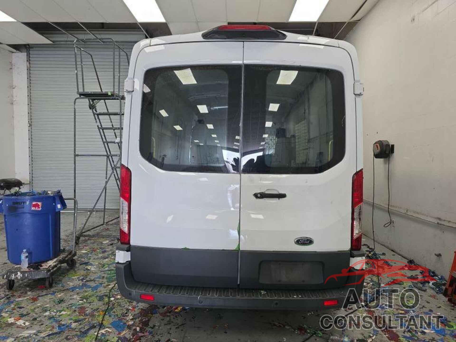 FORD TRANSIT 2018 - 1FTYE1CM4JKB42284