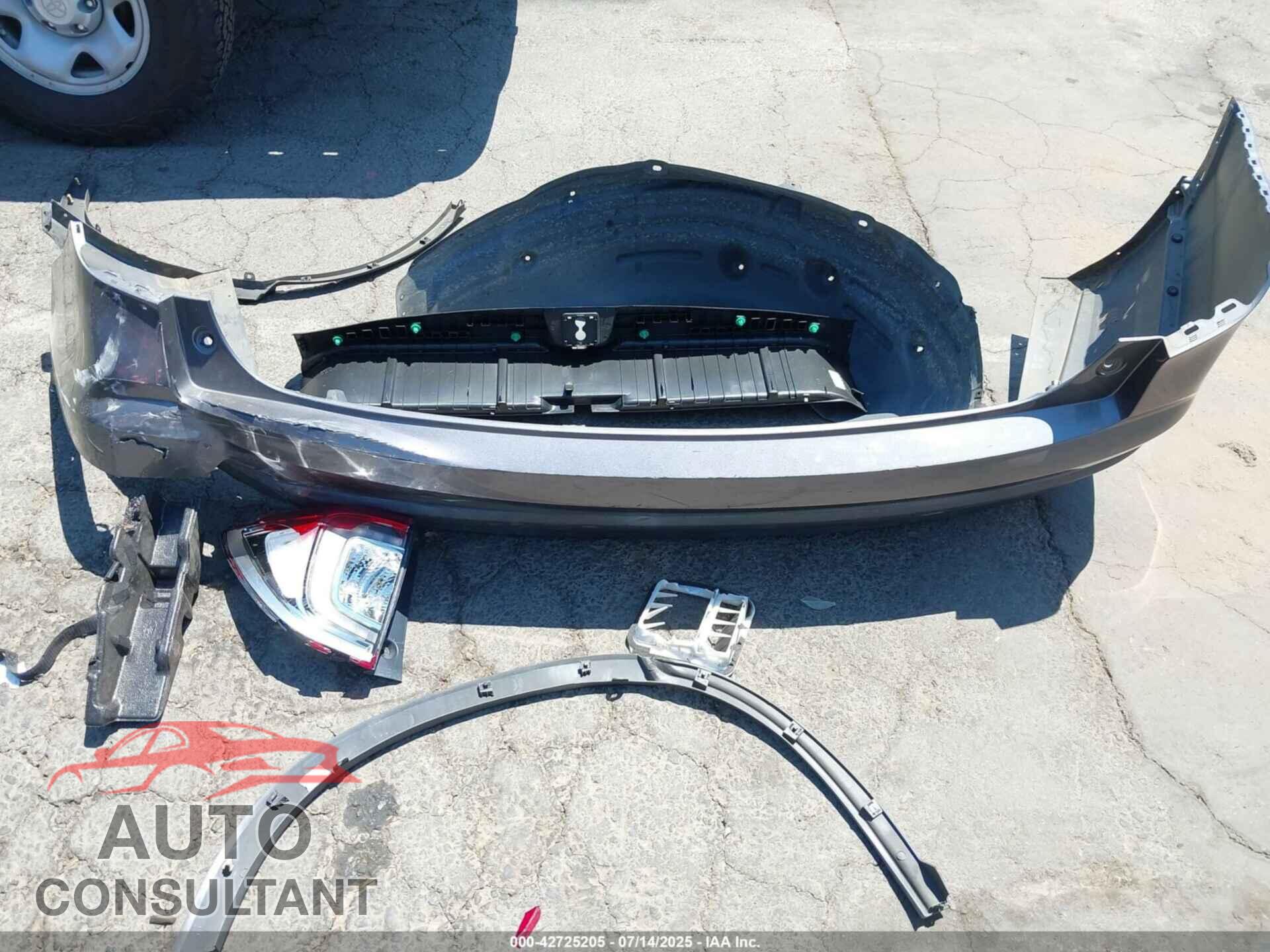 HONDA PILOT 2017 - 5FNYF5H37HB028596