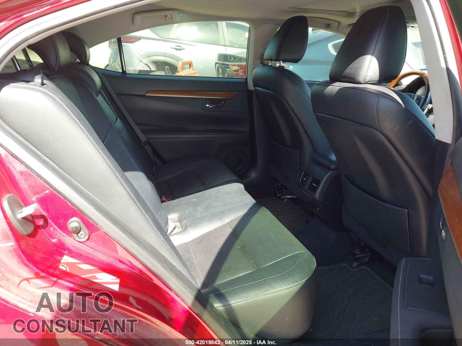 LEXUS ES 300H 2014 - JTHBW1GG0E2048706