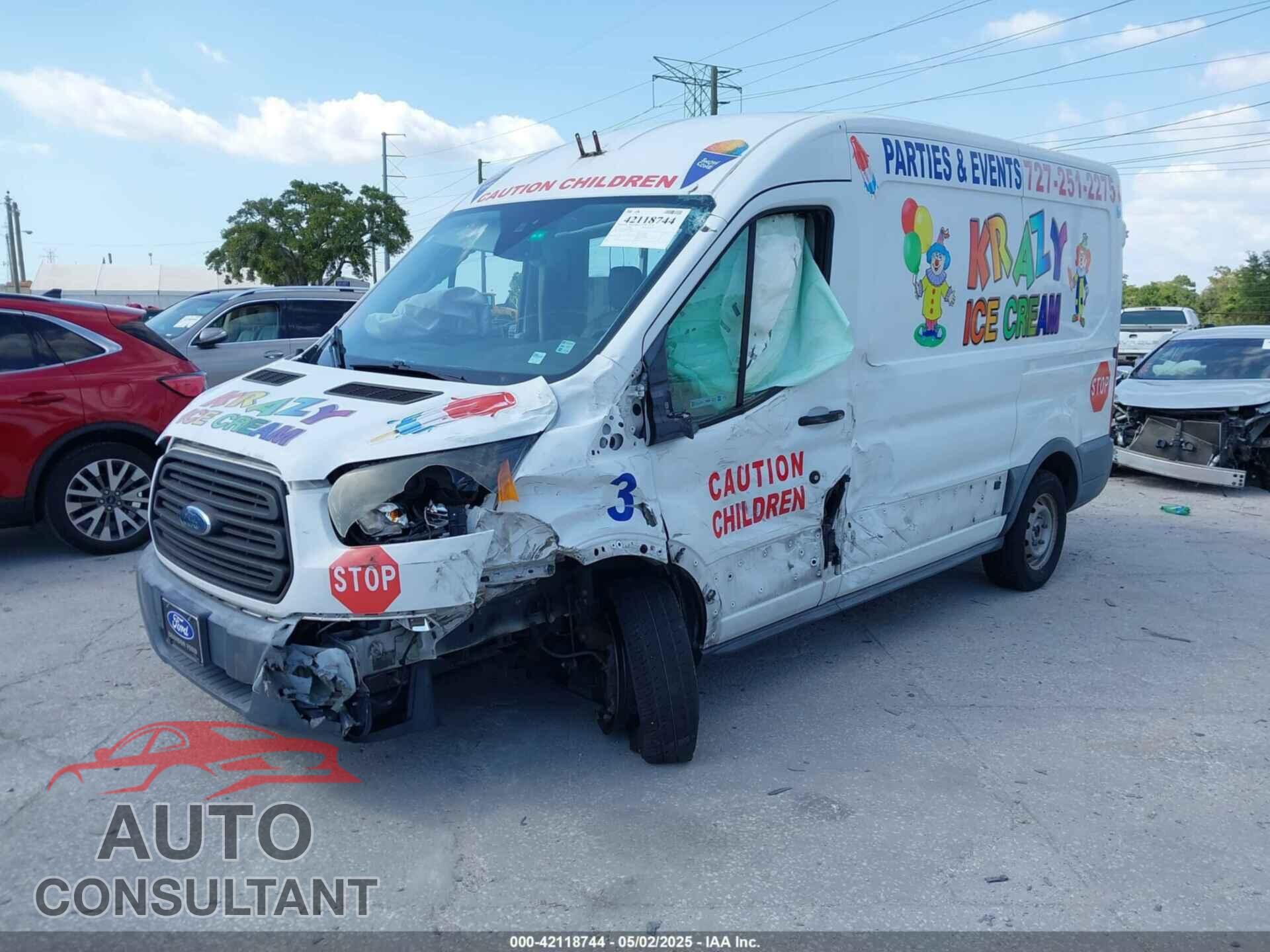 FORD TRANSIT-150 2017 - 1FTYE1CM4HKA22561