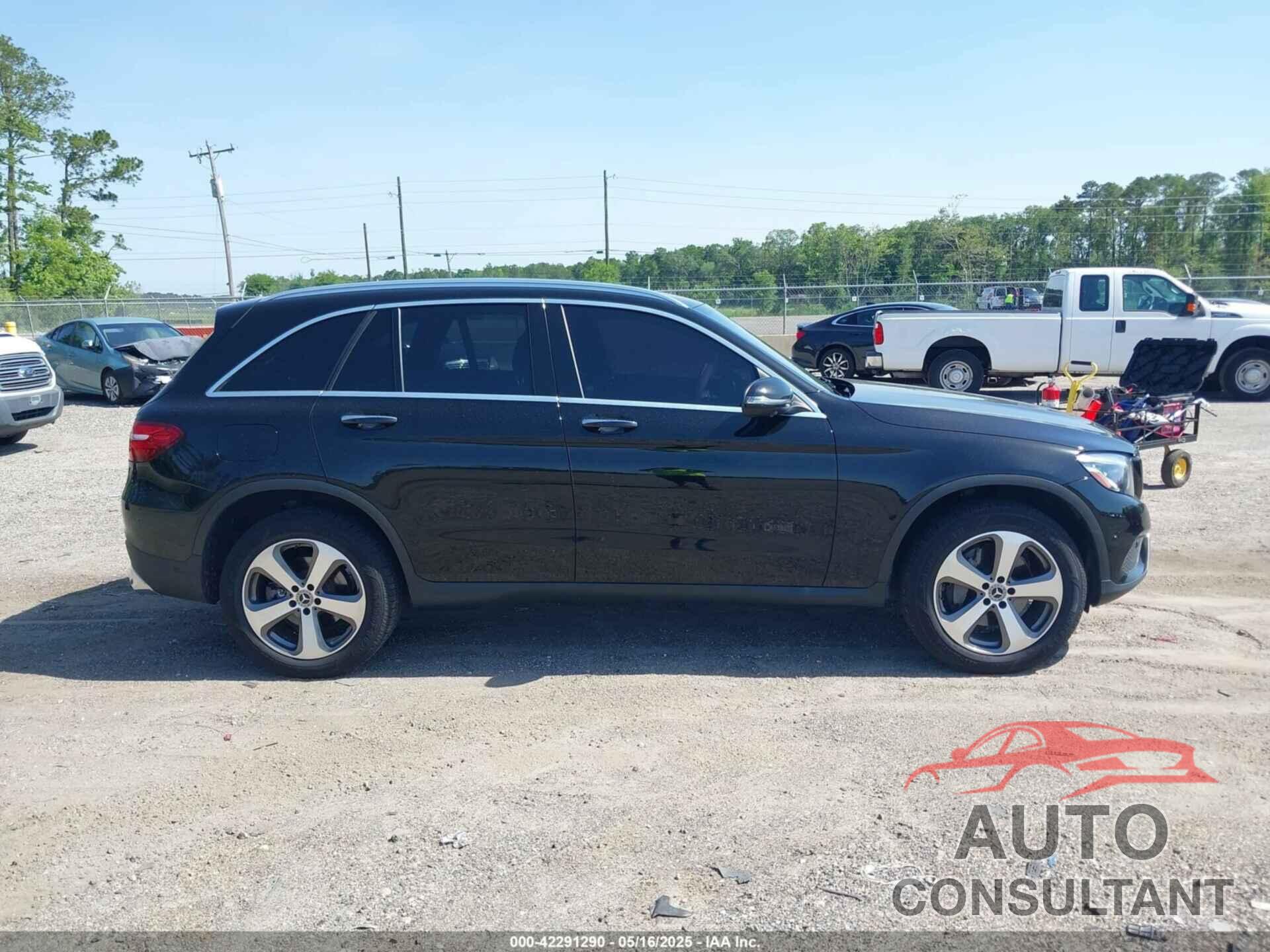 MERCEDES-BENZ GLC 300 2018 - WDC0G4JB2JV080290