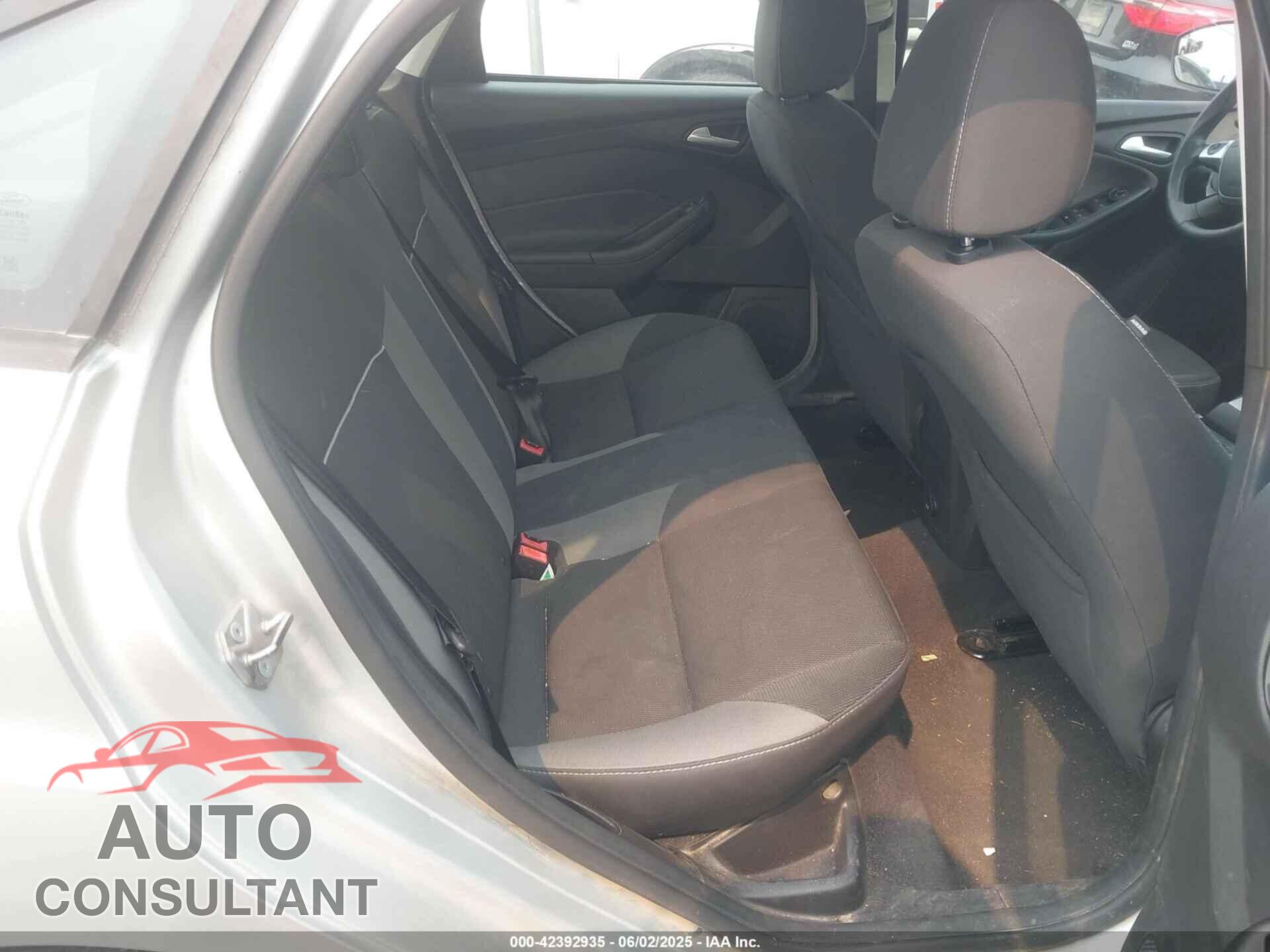 FORD FOCUS 2014 - 1FADP3F20EL449133