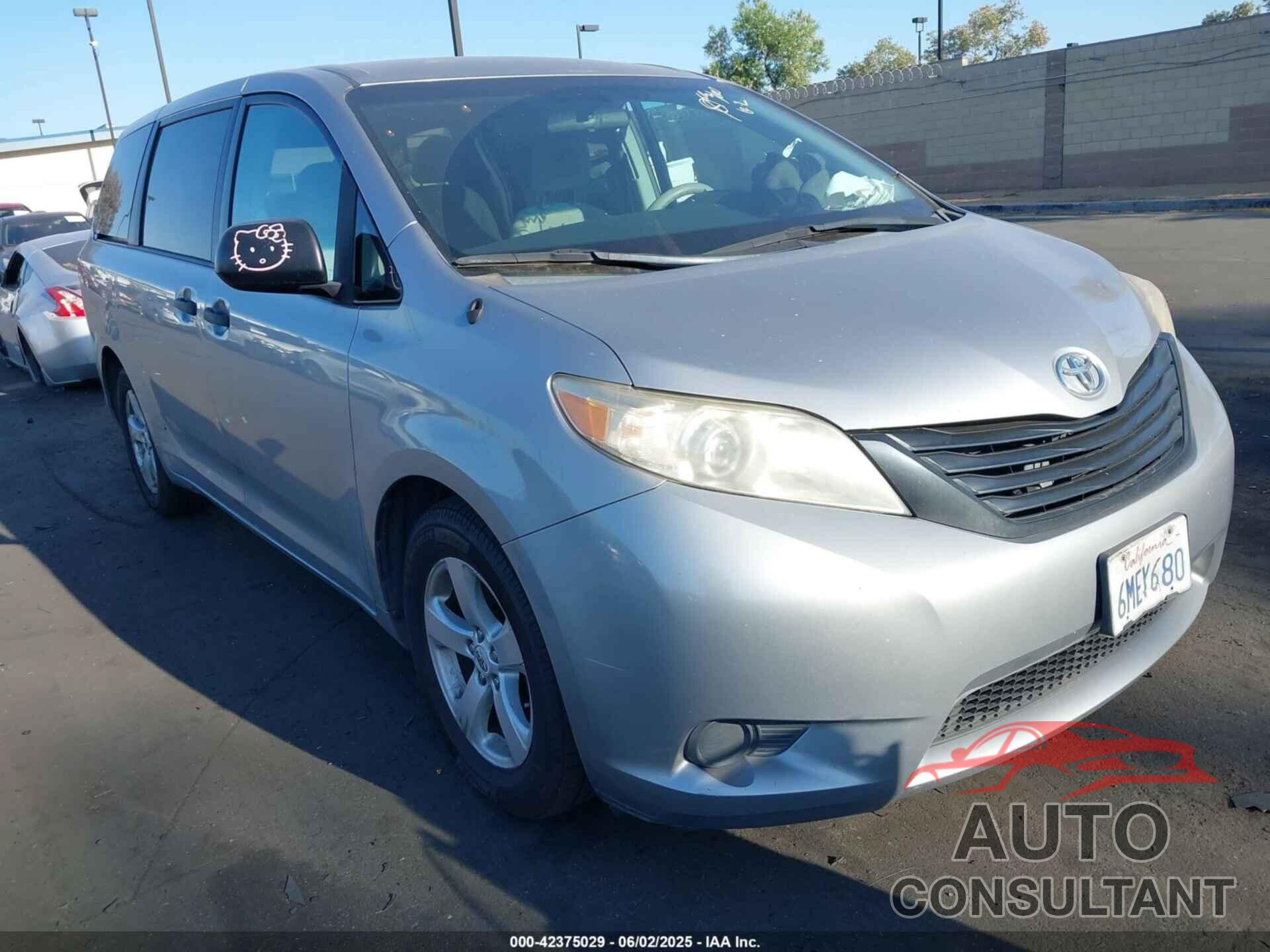 TOYOTA SIENNA 2011 - 5TDZK3DC1BS016666