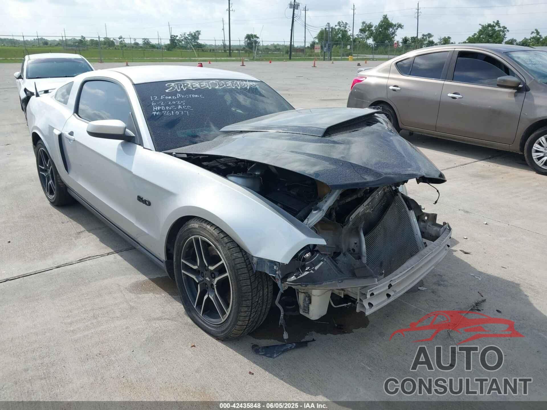 FORD MUSTANG 2012 - 1ZVBP8CF6C5236756