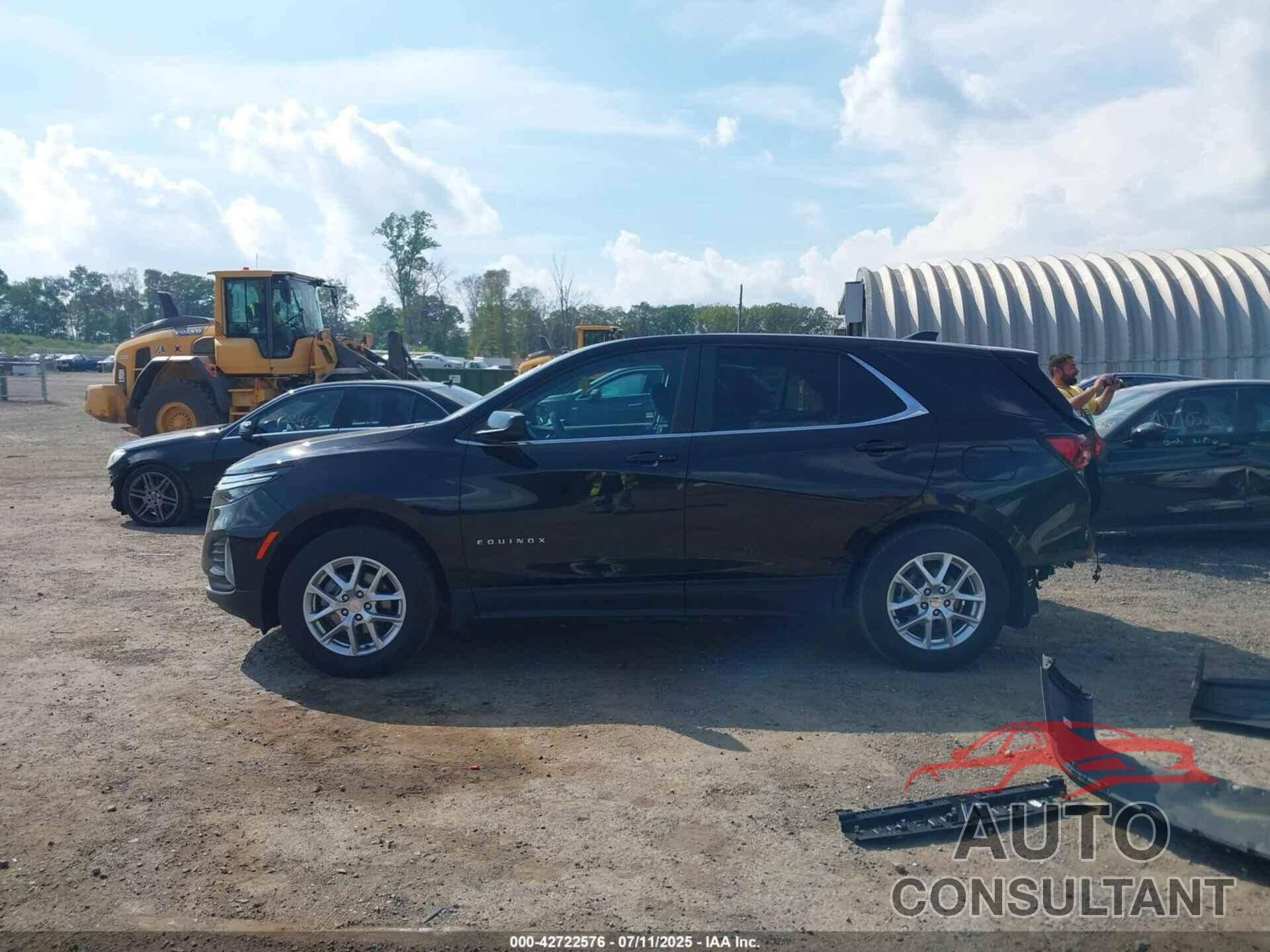 CHEVROLET EQUINOX 2024 - 3GNAXUEG8RL329775