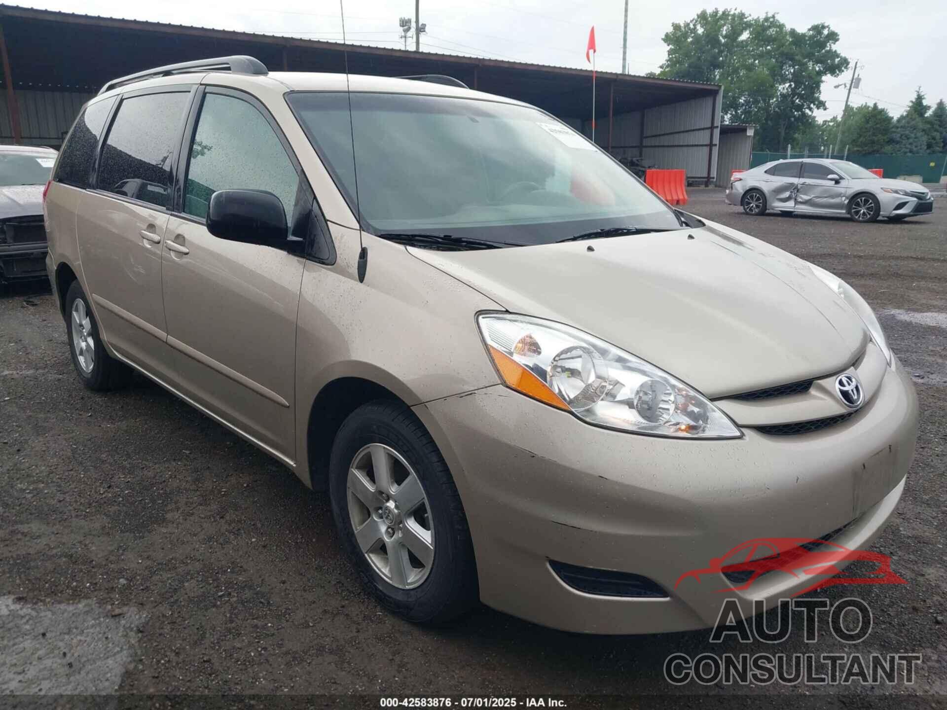 TOYOTA SIENNA 2010 - 5TDKK4CC3AS326275