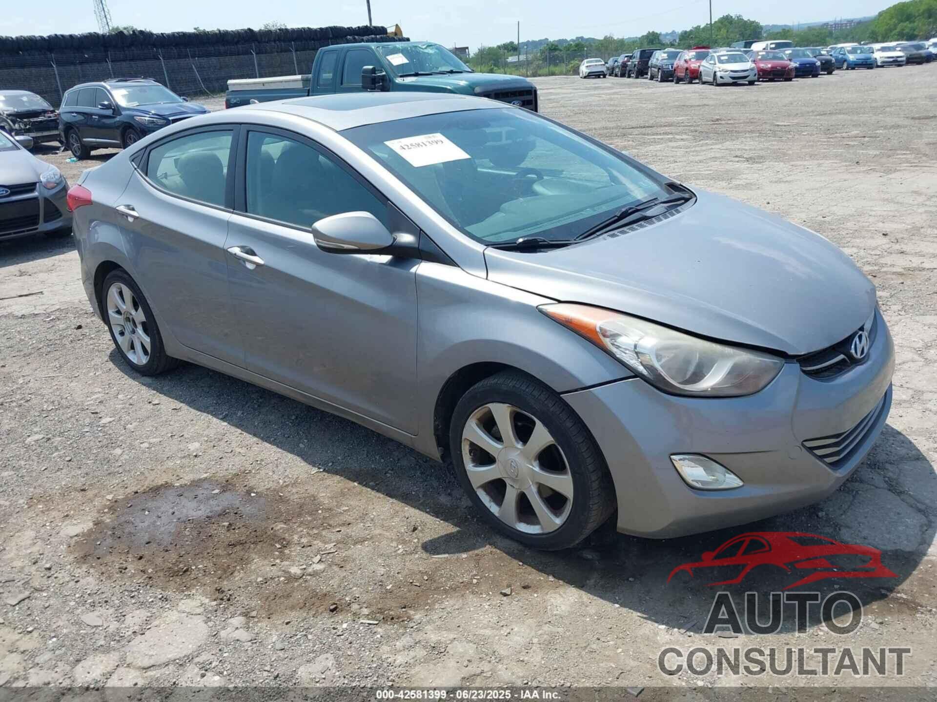 HYUNDAI ELANTRA 2011 - KMHDH4AE7BU158600