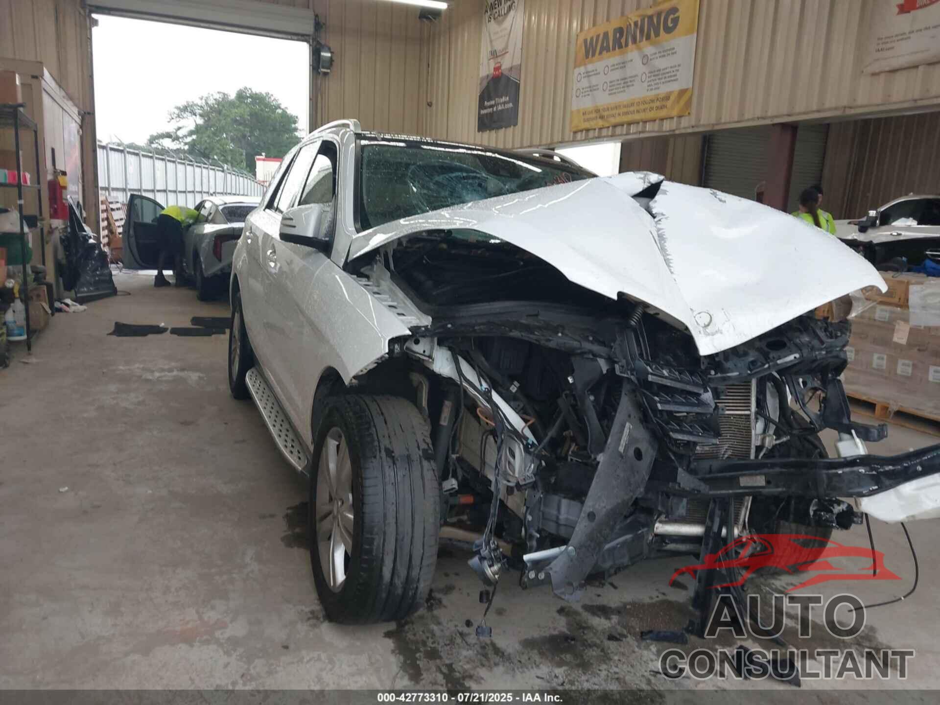 MERCEDES-BENZ ML 350 2015 - 4JGDA5HB2FA532169