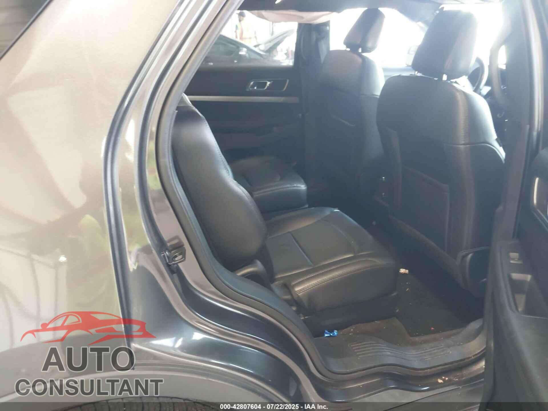 FORD EXPLORER 2018 - 1FM5K7D86JGB38798