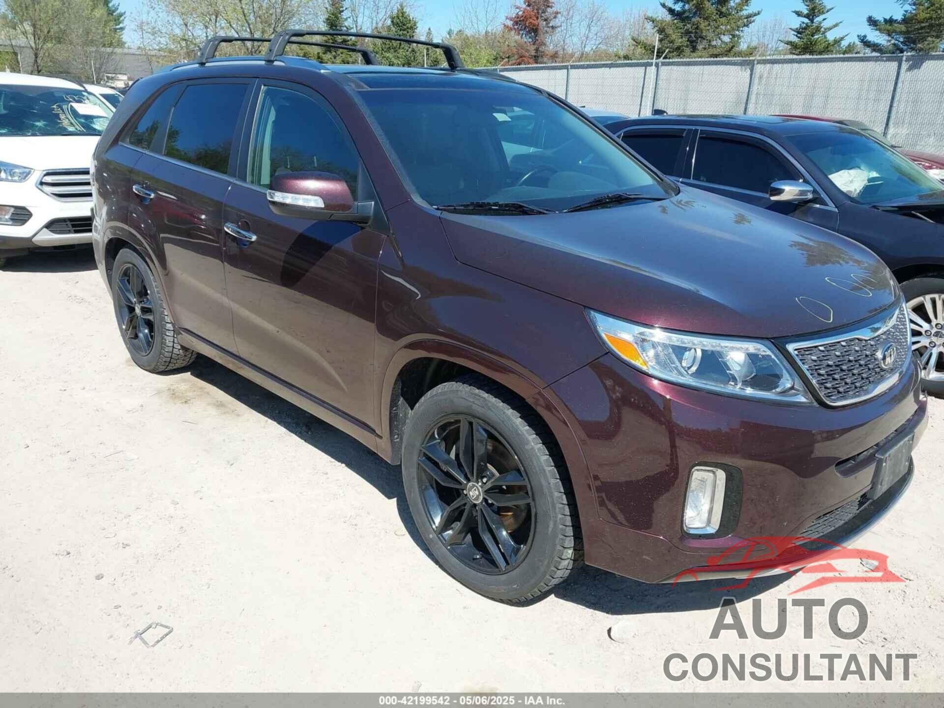 KIA SORENTO 2014 - 5XYKW4A75EG429467