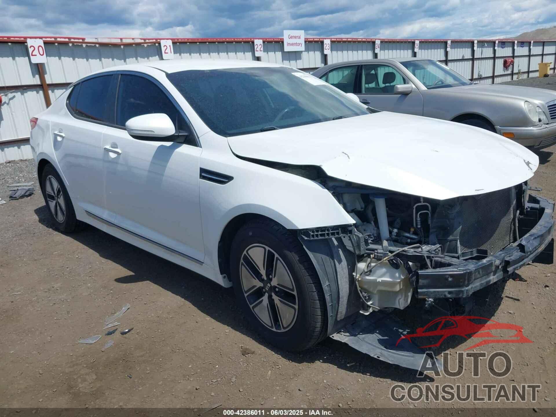 KIA OPTIMA HYBRID 2011 - KNAGM4AD5B5007878