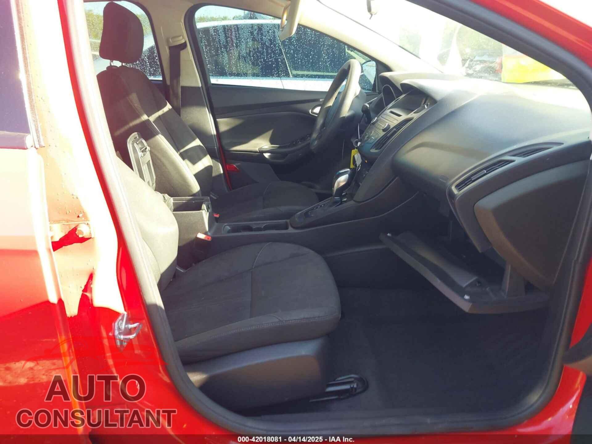 FORD FOCUS 2015 - 1FADP3F29FL317537
