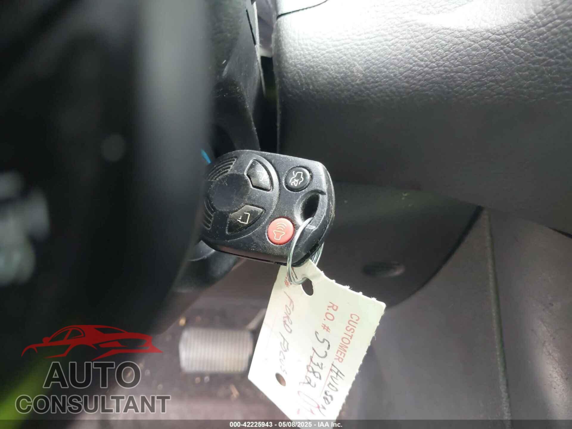 FORD FOCUS 2016 - 1FADP3K26GL227544