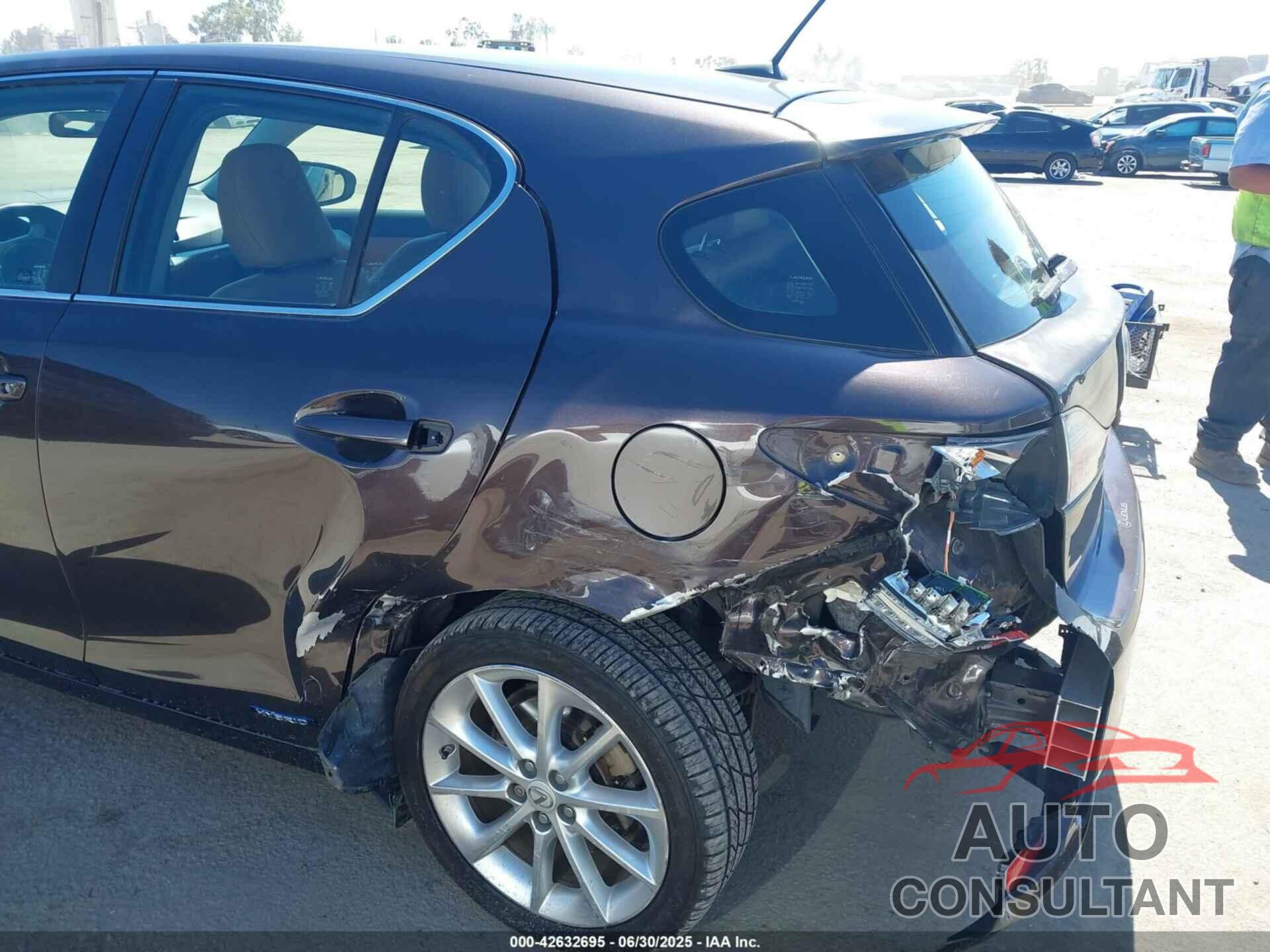 LEXUS CT 200H 2012 - JTHKD5BH9C2062310