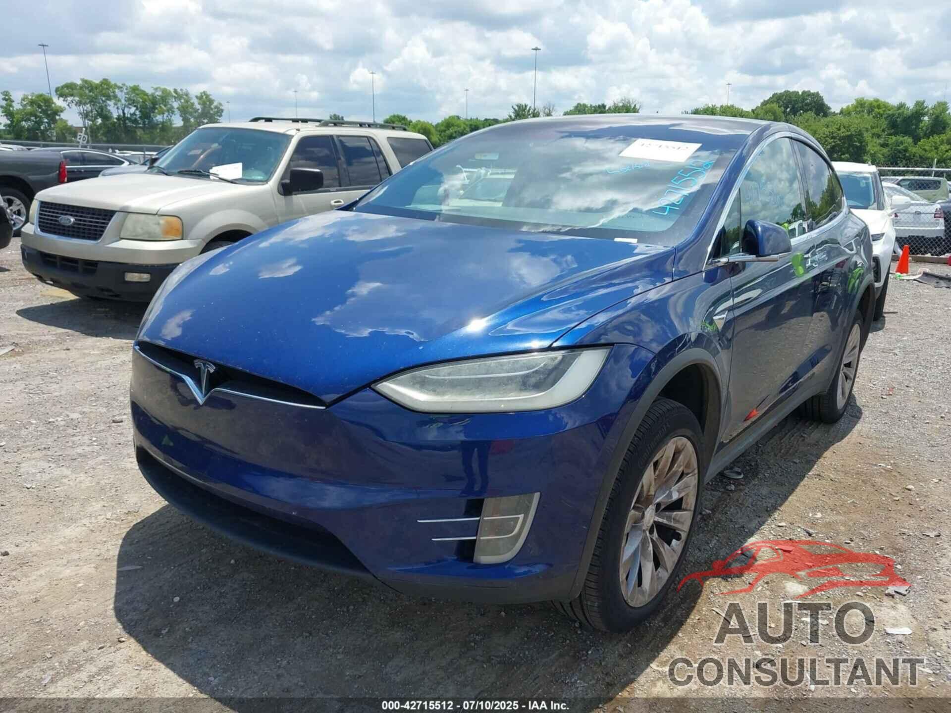 TESLA MODEL X 2017 - 5YJXCBE49HF053550