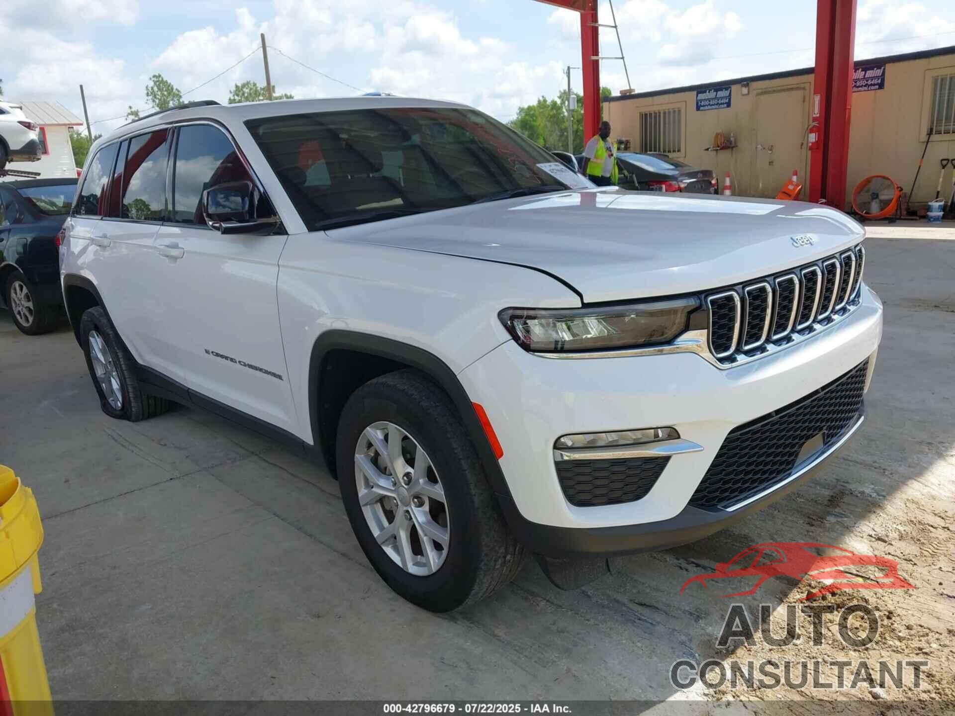 JEEP GRAND CHEROKEE 2023 - 1C4RJGBG2PC575555