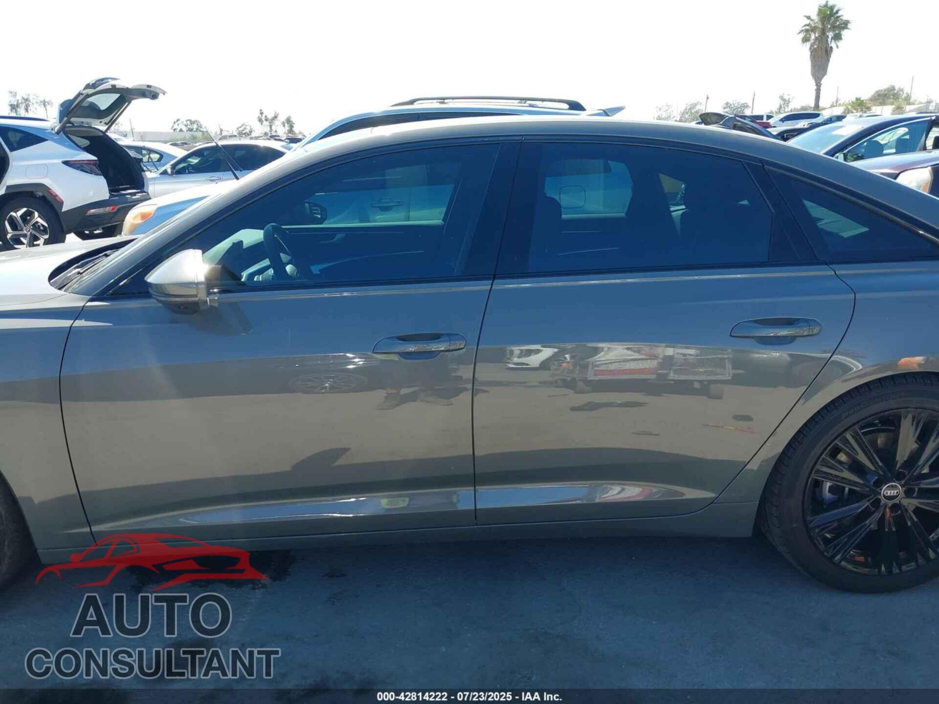 AUDI A6 2023 - WAUD3BF2XPN073898