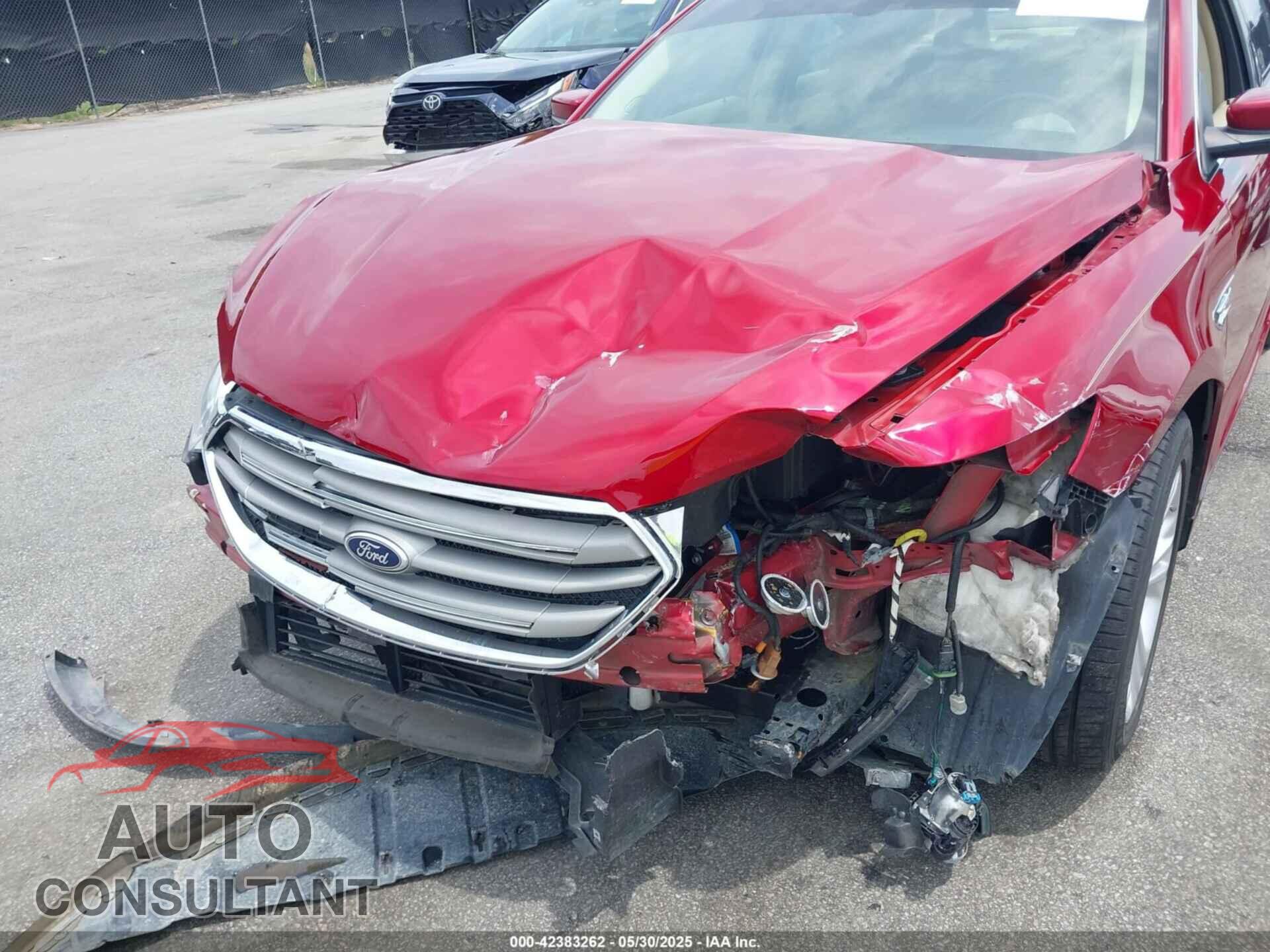 FORD TAURUS 2013 - 1FAHP2E87DG220103