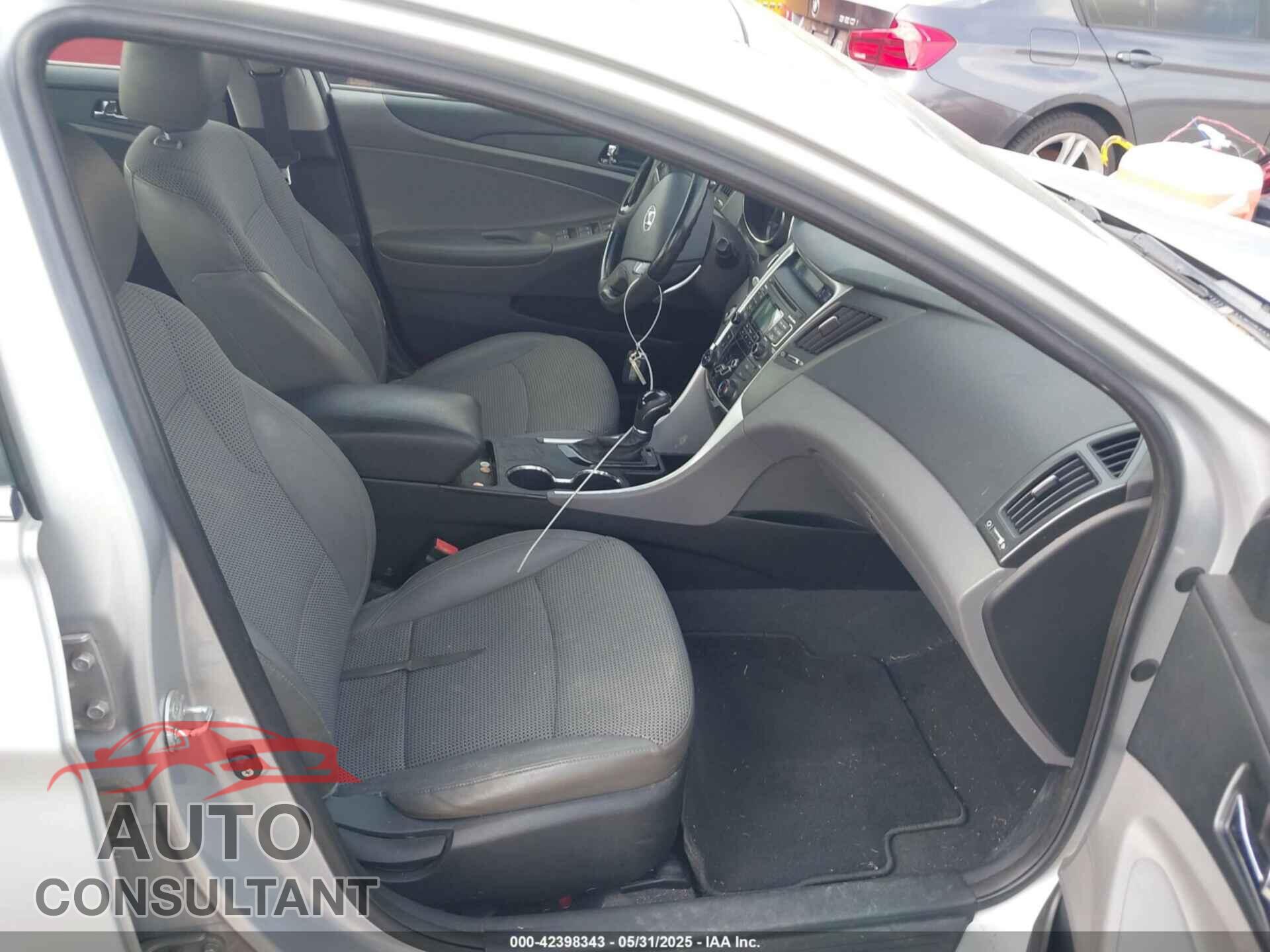 HYUNDAI SONATA 2011 - 5NPEC4AC3BH230361