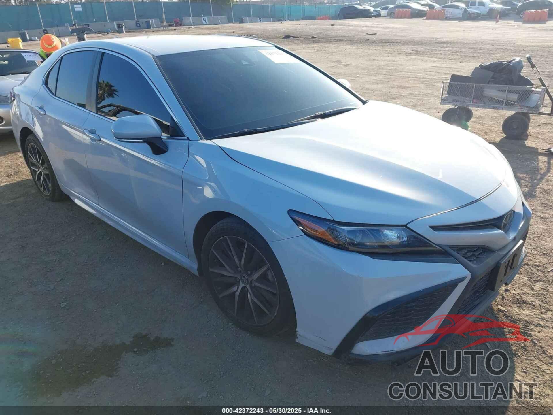 TOYOTA CAMRY 2023 - 4T1T11AK1PU135003