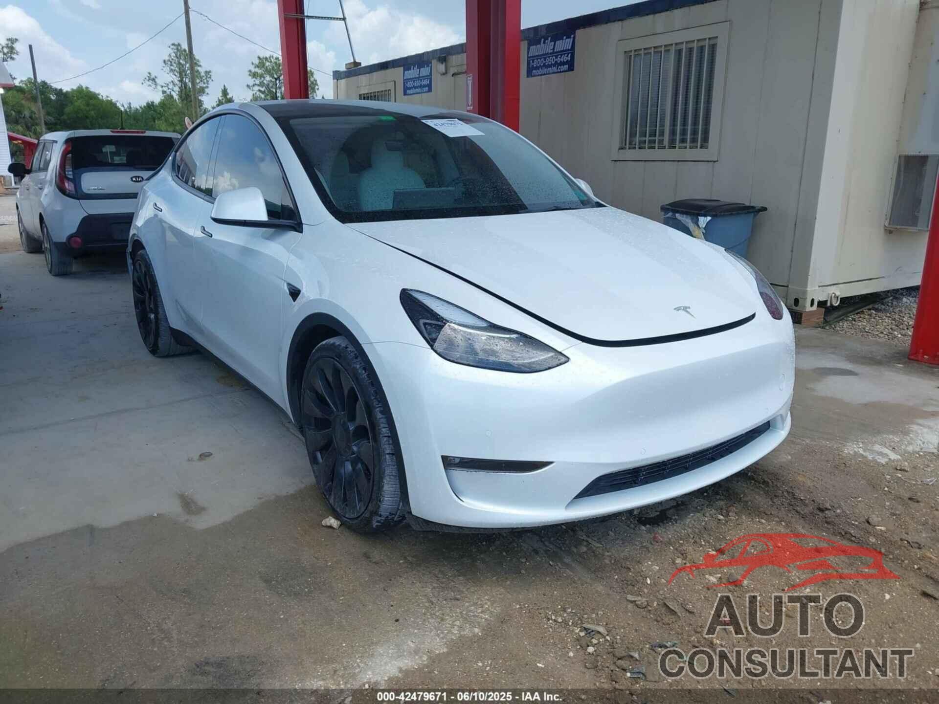 TESLA MODEL Y 2022 - 7SAYGDEF2NF381221
