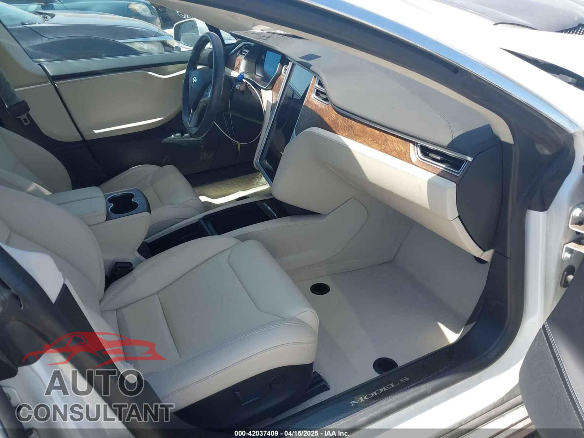 TESLA MODEL S 2017 - 5YJSA1E20HF232570