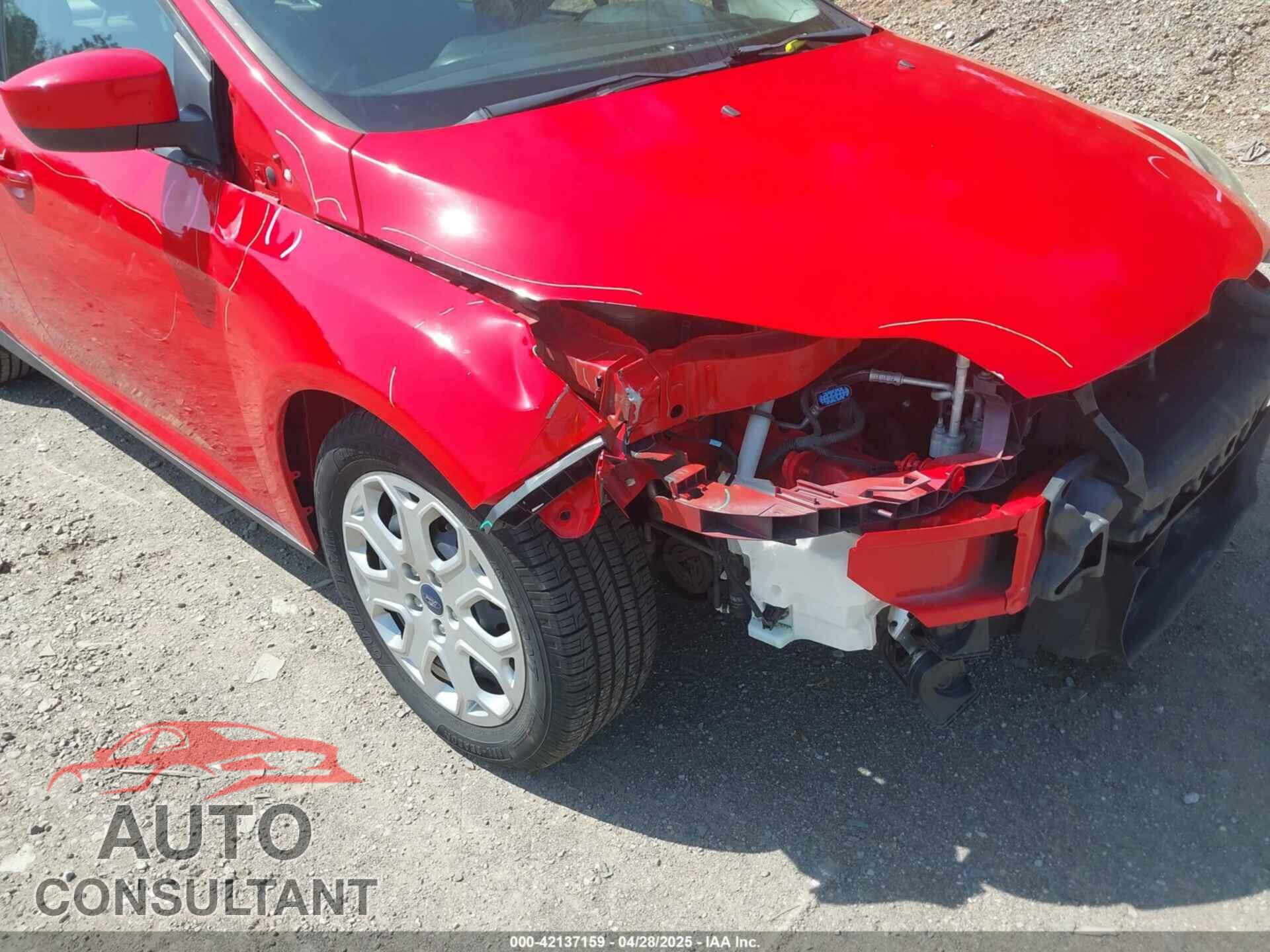 FORD FOCUS 2012 - 1FAHP3F21CL290122