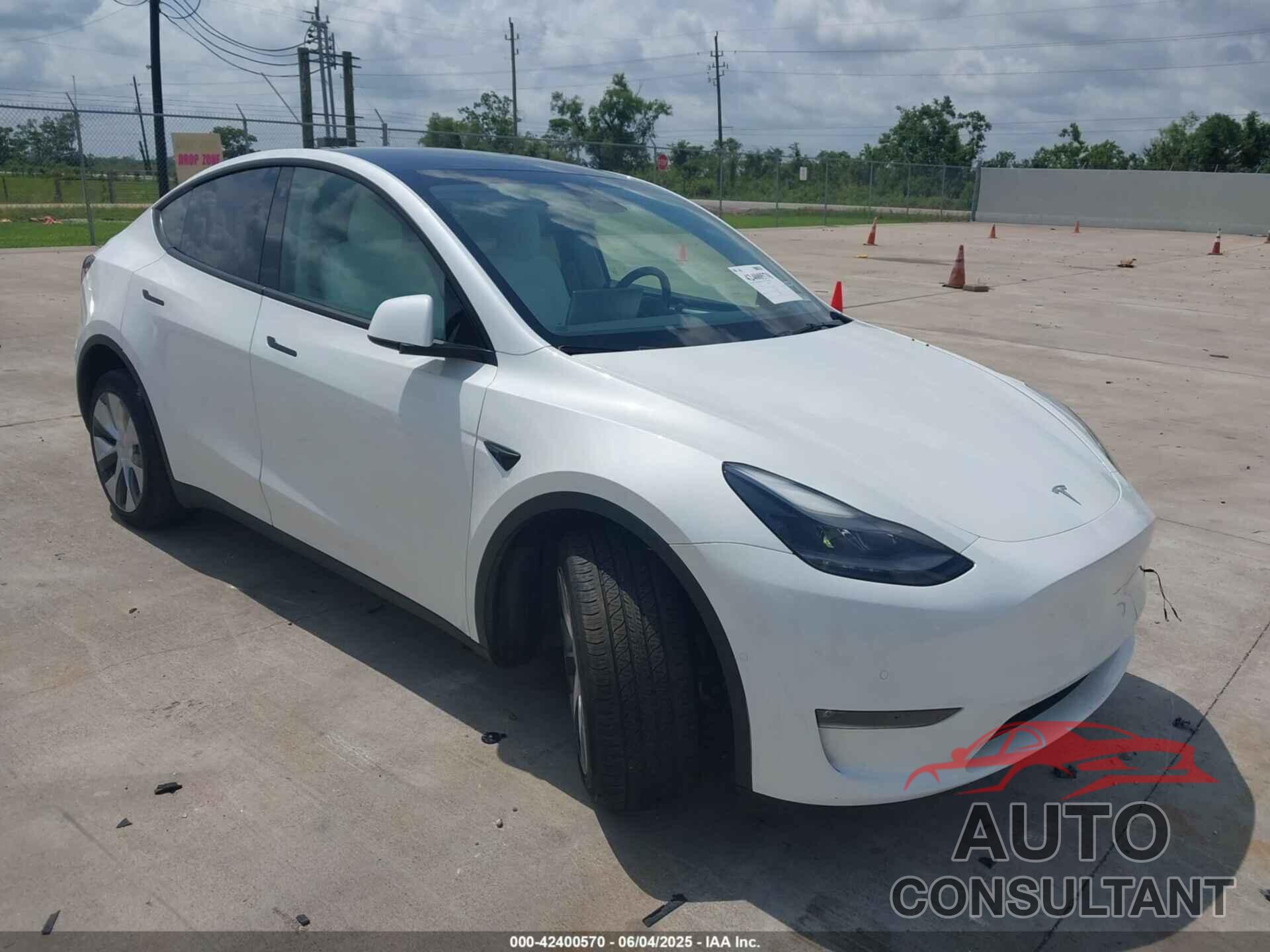 TESLA MODEL Y 2022 - 7SAYGDEE1NF533786