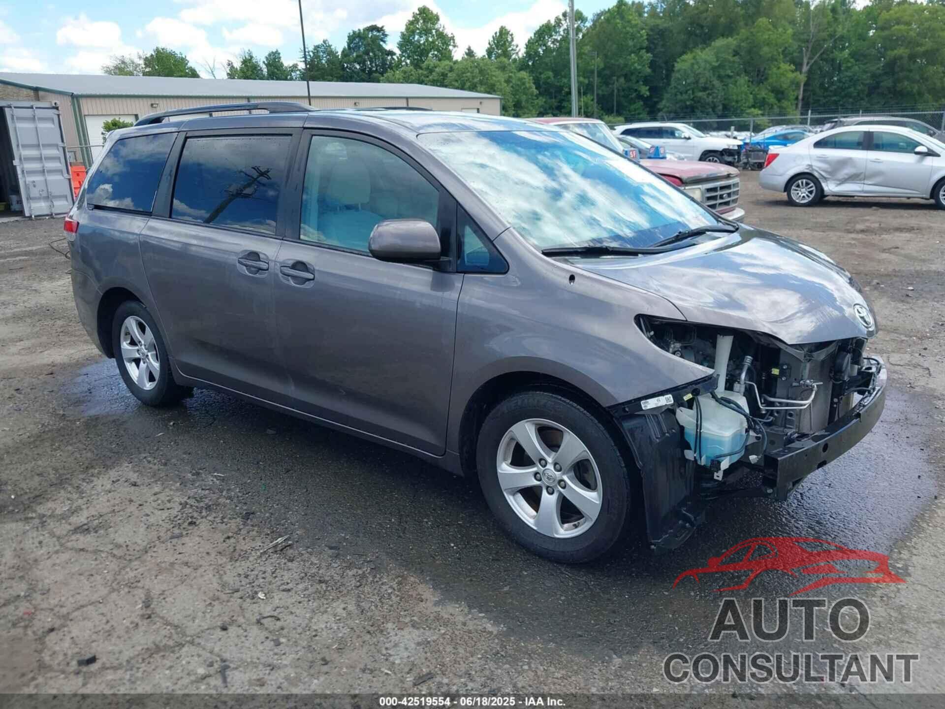 TOYOTA SIENNA 2014 - 5TDKK3DCXES415971