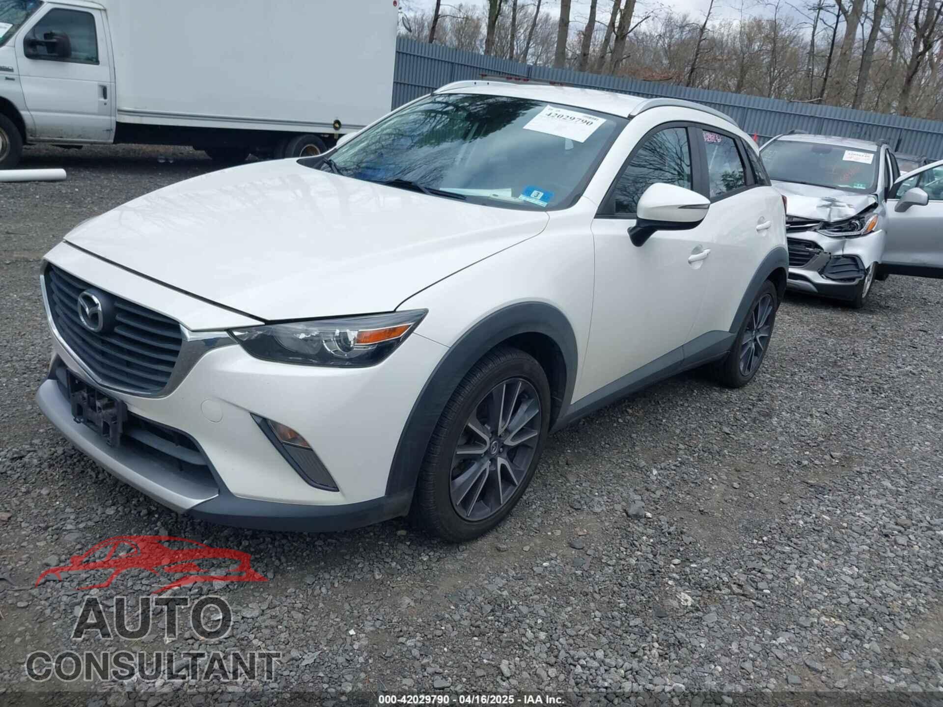 MAZDA CX-3 2018 - JM1DKFC71J0315074