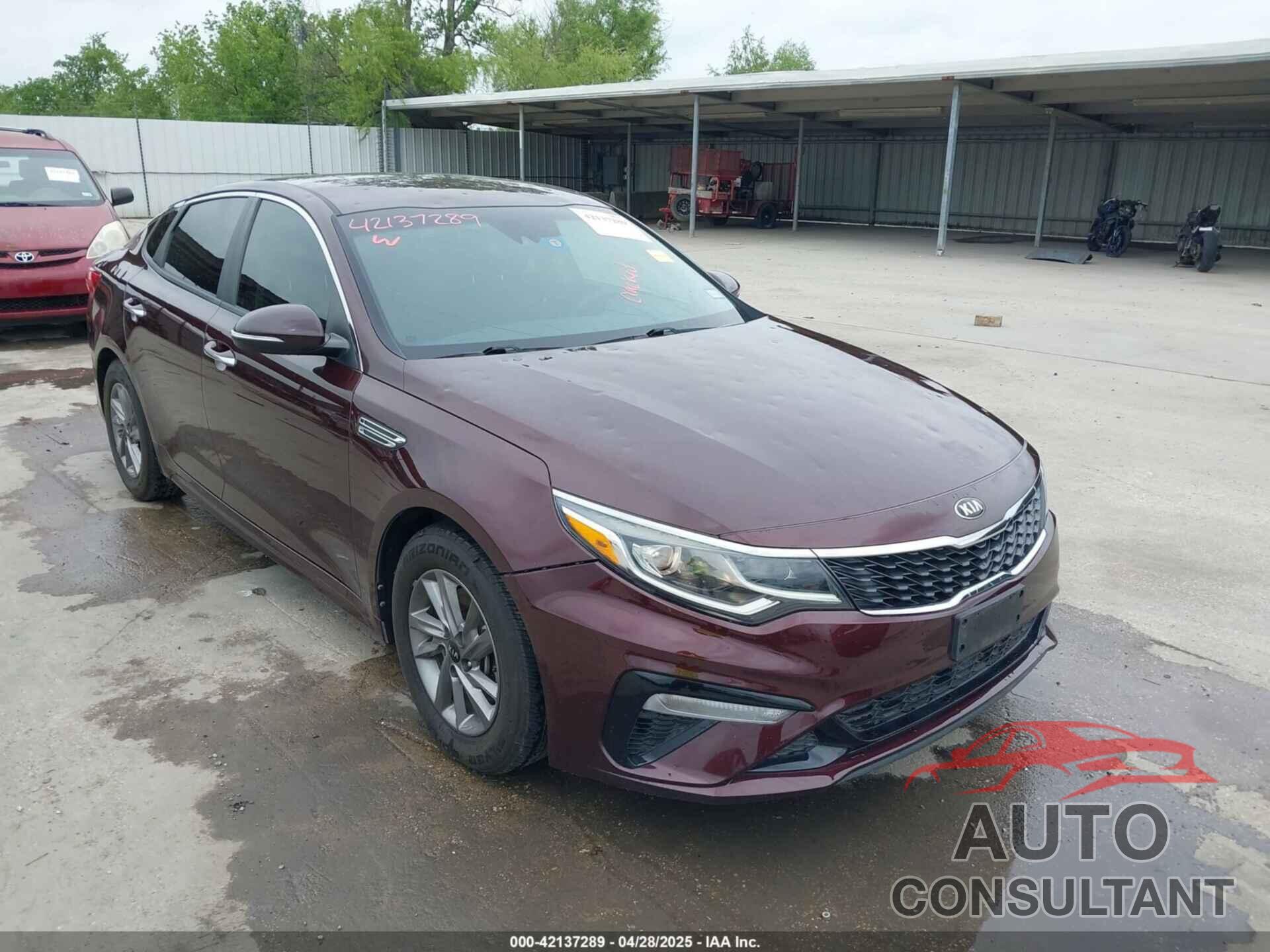 KIA OPTIMA 2020 - 5XXGT4L37LG402118