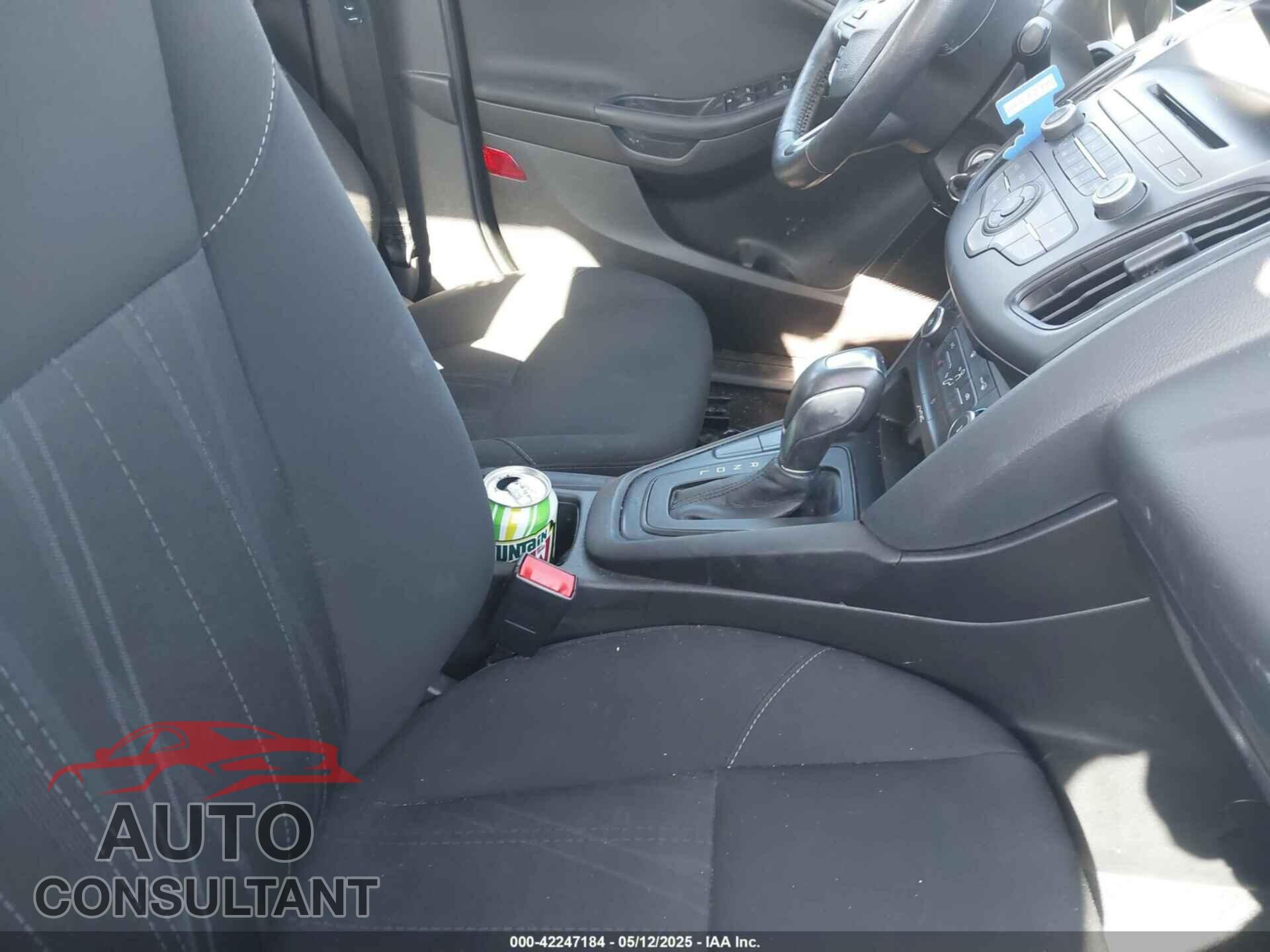 FORD FOCUS 2016 - 1FADP3F23GL252346