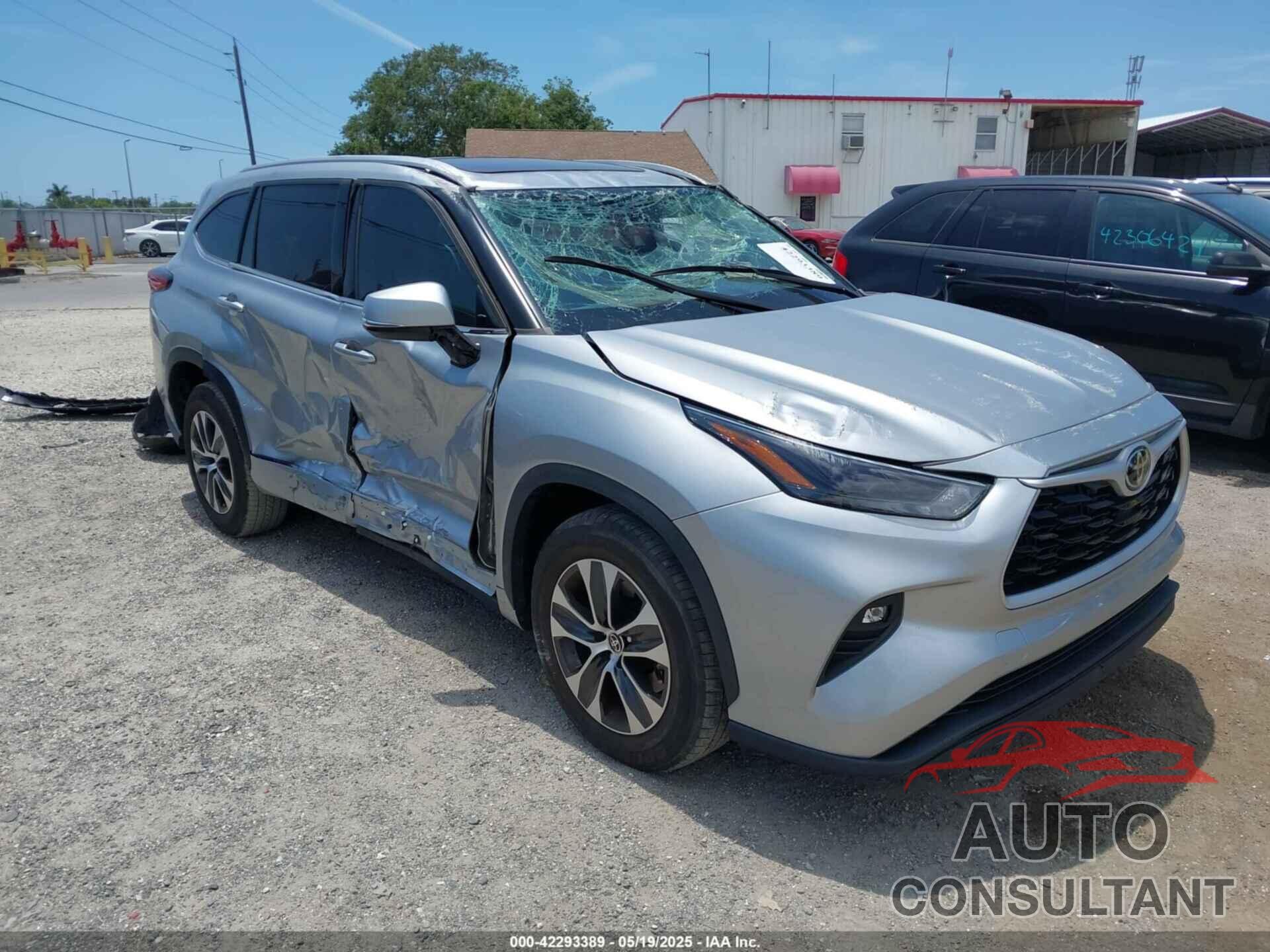 TOYOTA HIGHLANDER 2022 - 5TDGZRAH3NS128976