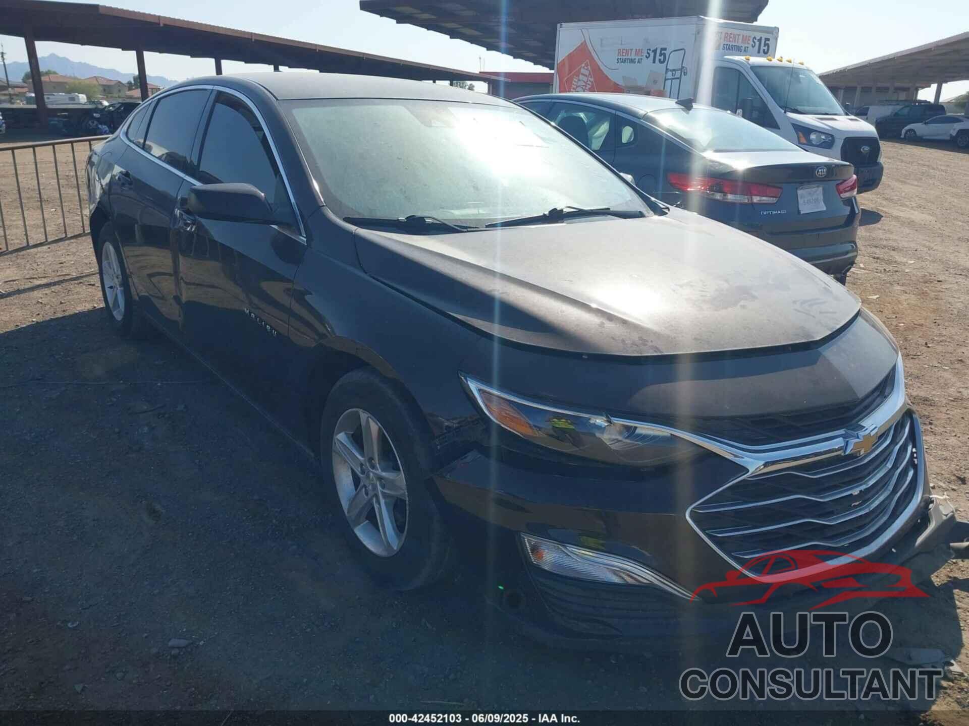 CHEVROLET MALIBU 2020 - 1G1ZC5ST4LF111065