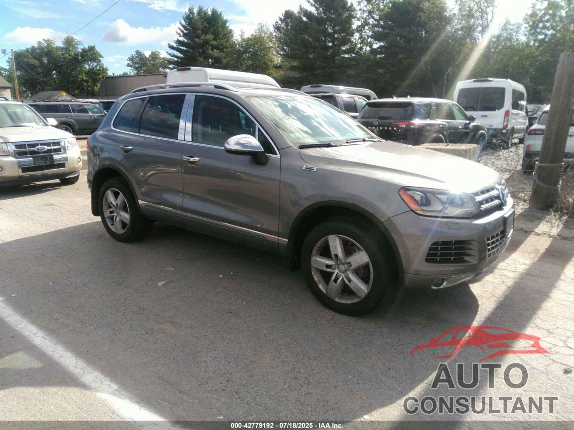 VOLKSWAGEN TOUAREG 2011 - WVGFF9BP2BD005179