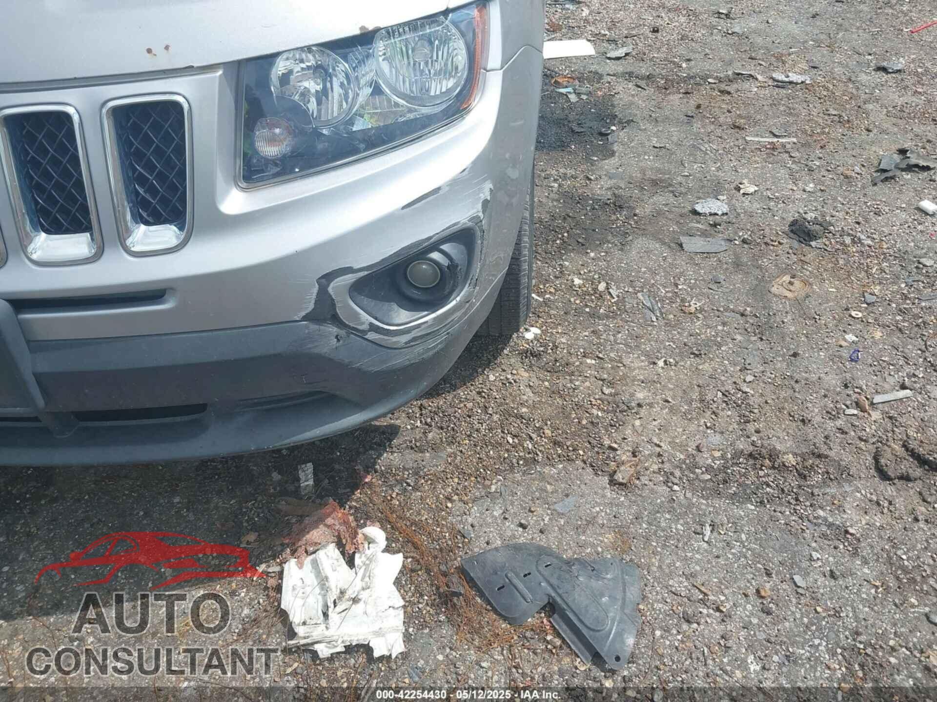 JEEP COMPASS 2015 - 1C4NJCBA0FD178115
