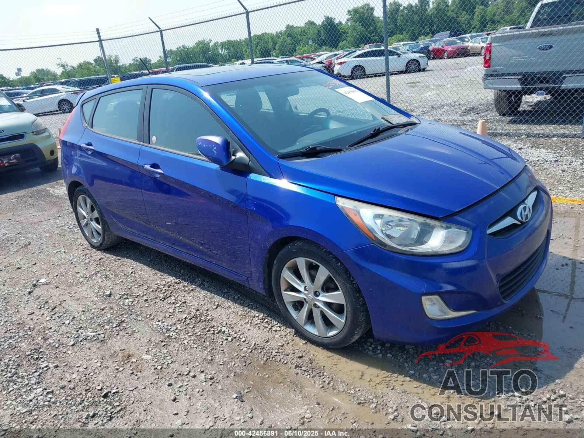 HYUNDAI ACCENT 2013 - KMHCU5AE5DU080981
