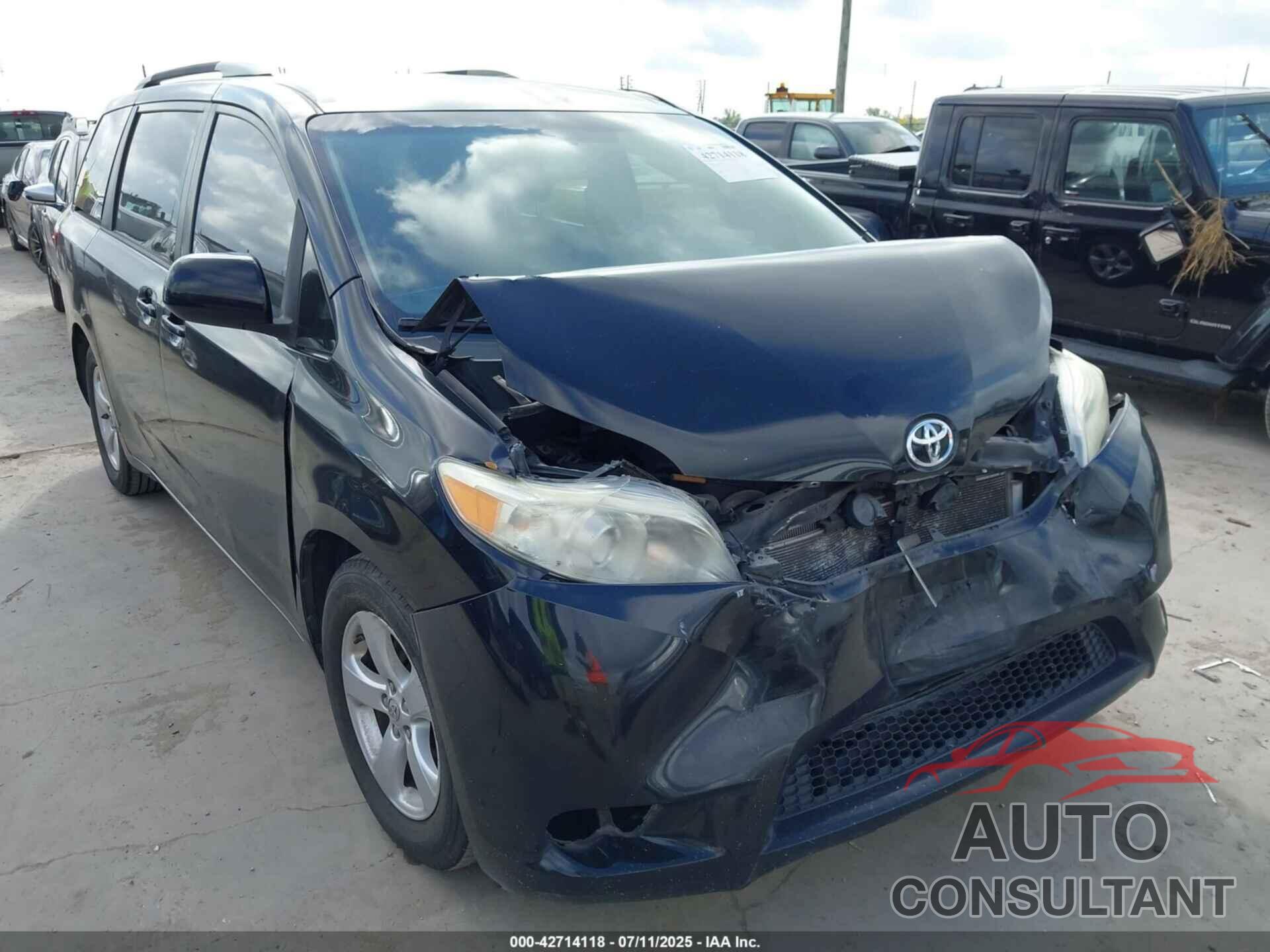 TOYOTA SIENNA 2015 - 5TDKK3DCXFS591775