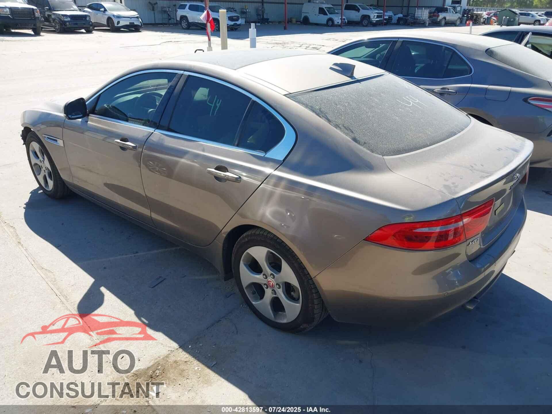 JAGUAR XE 2017 - SAJAE4BG9HA954227