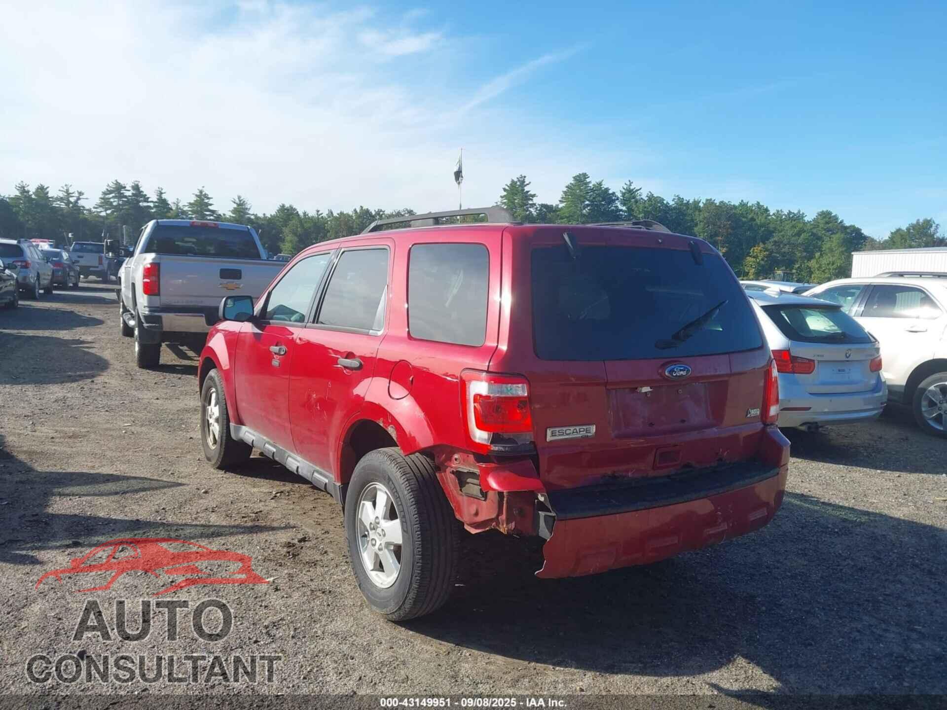 FORD ESCAPE 2011 - 1FMCU9DG7BKB43012