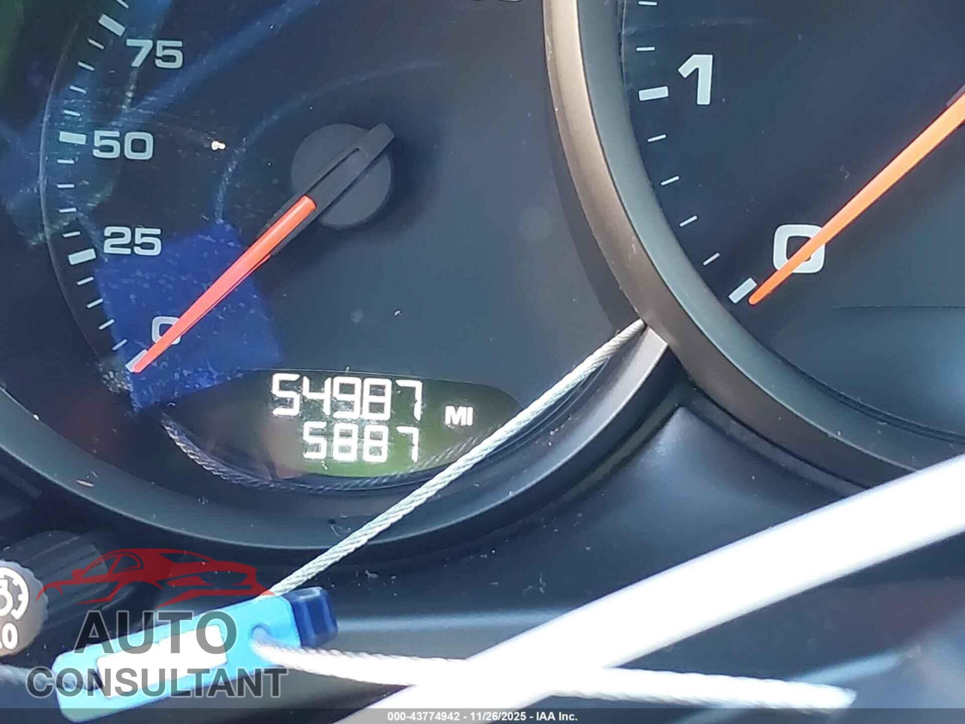 PORSCHE MACAN 2017 - WP1AA2A54HLB80910