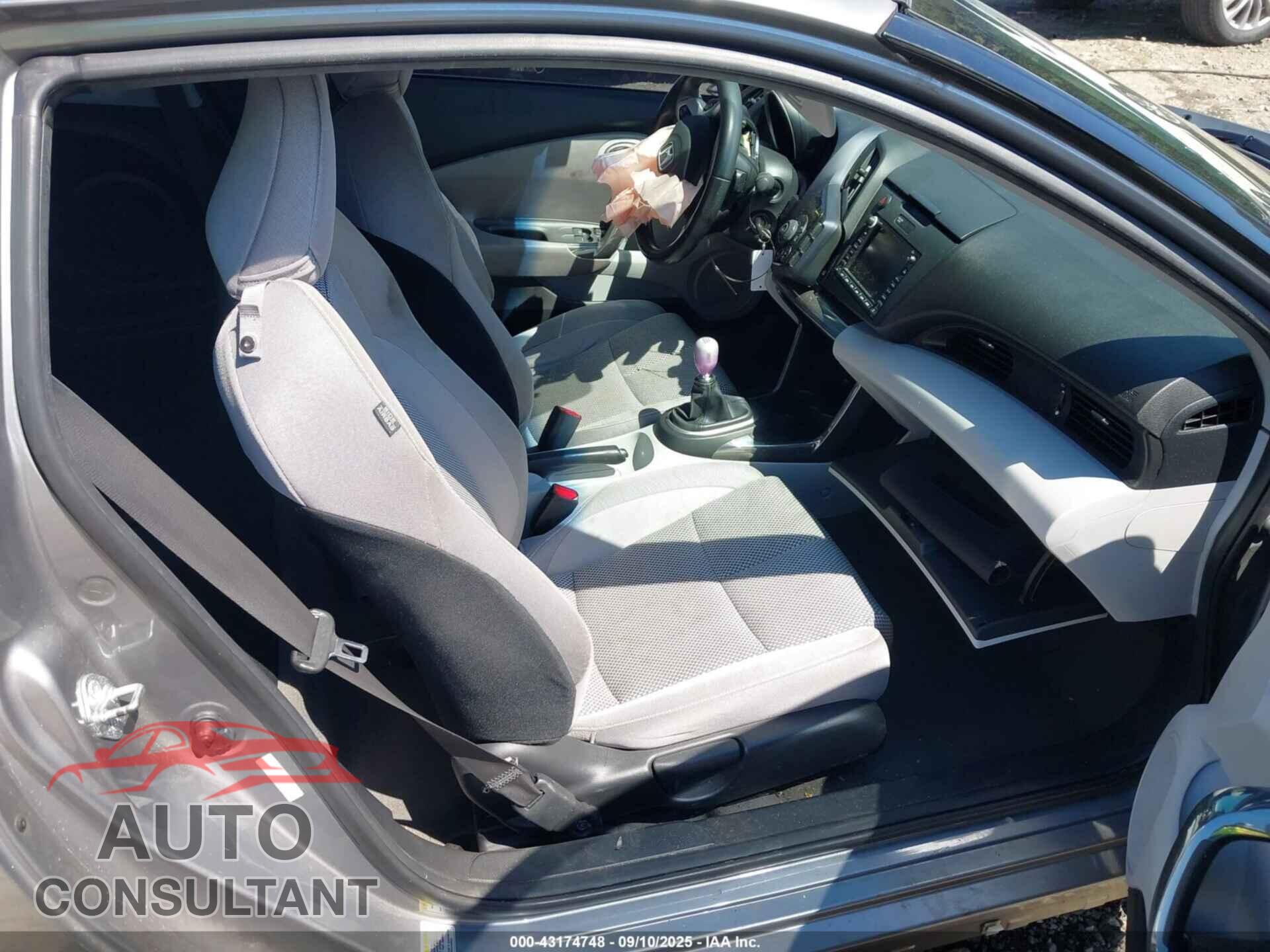 HONDA CR-Z 2011 - JHMZF1C69BS009488