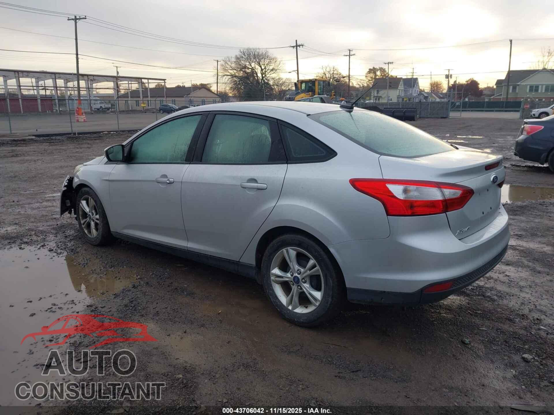 FORD FOCUS 2014 - 1FADP3F21EL171567