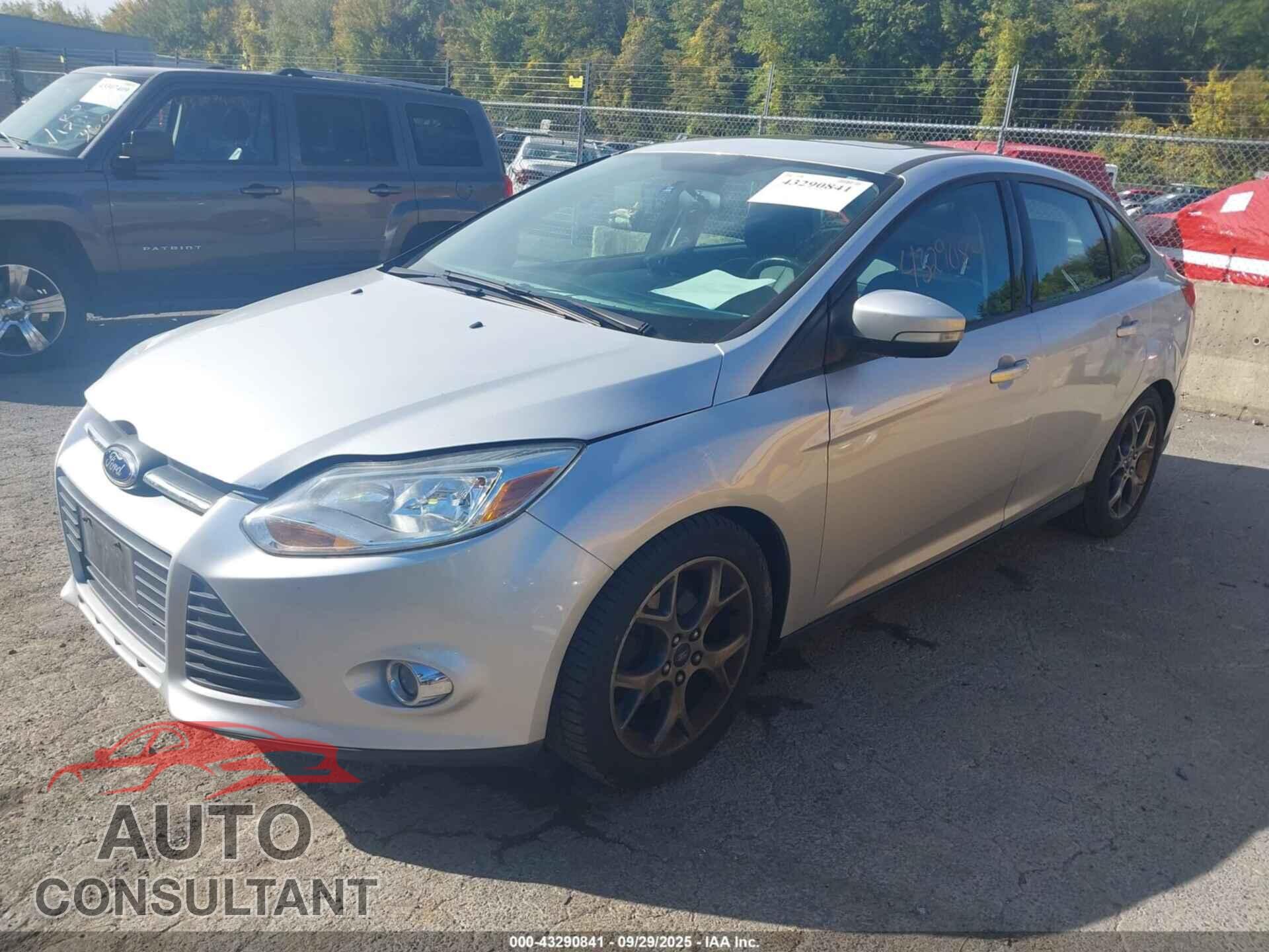 FORD FOCUS 2014 - 1FADP3F22EL178883