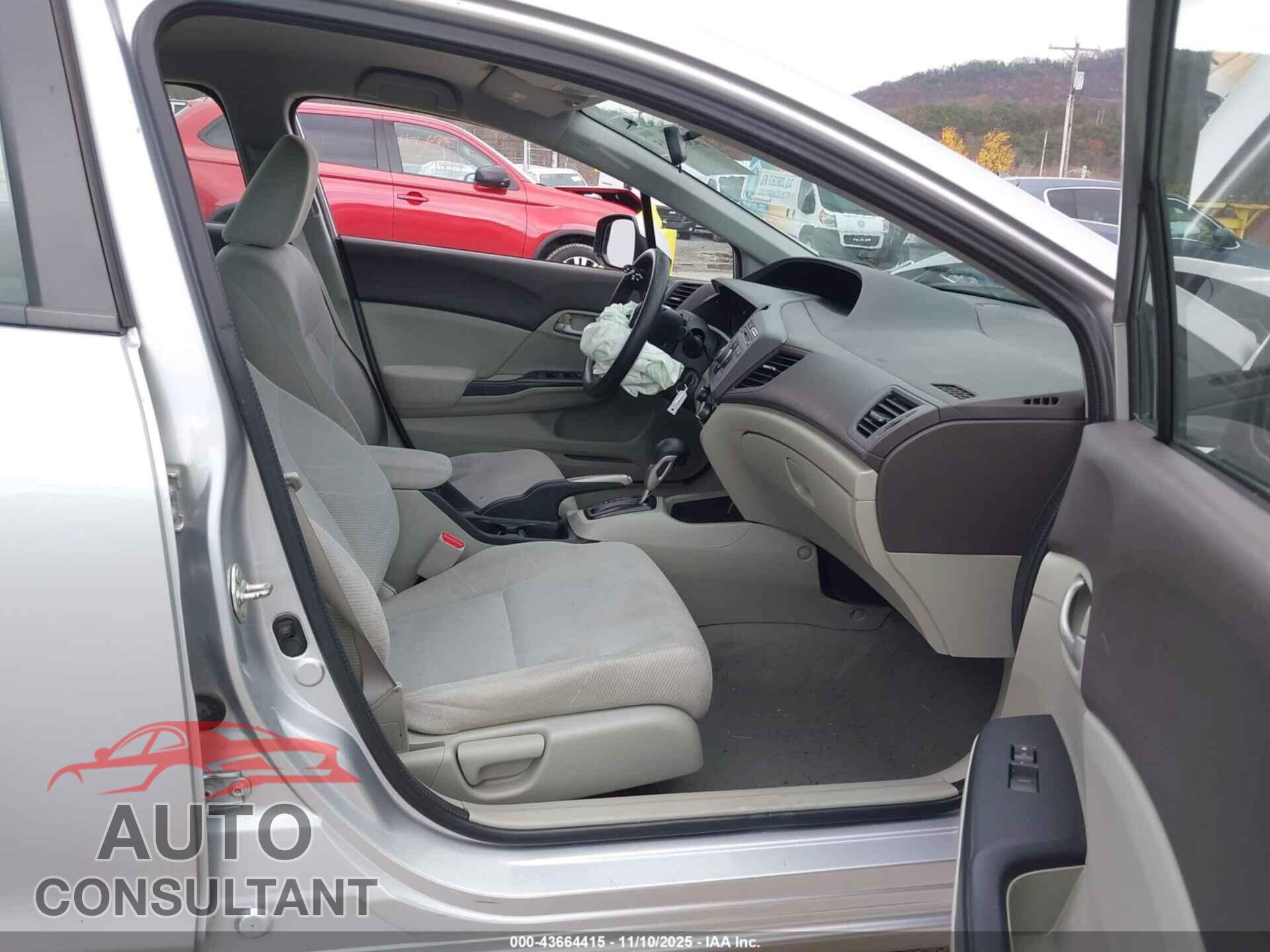 HONDA CIVIC 2012 - 19XFB2F54CE372777